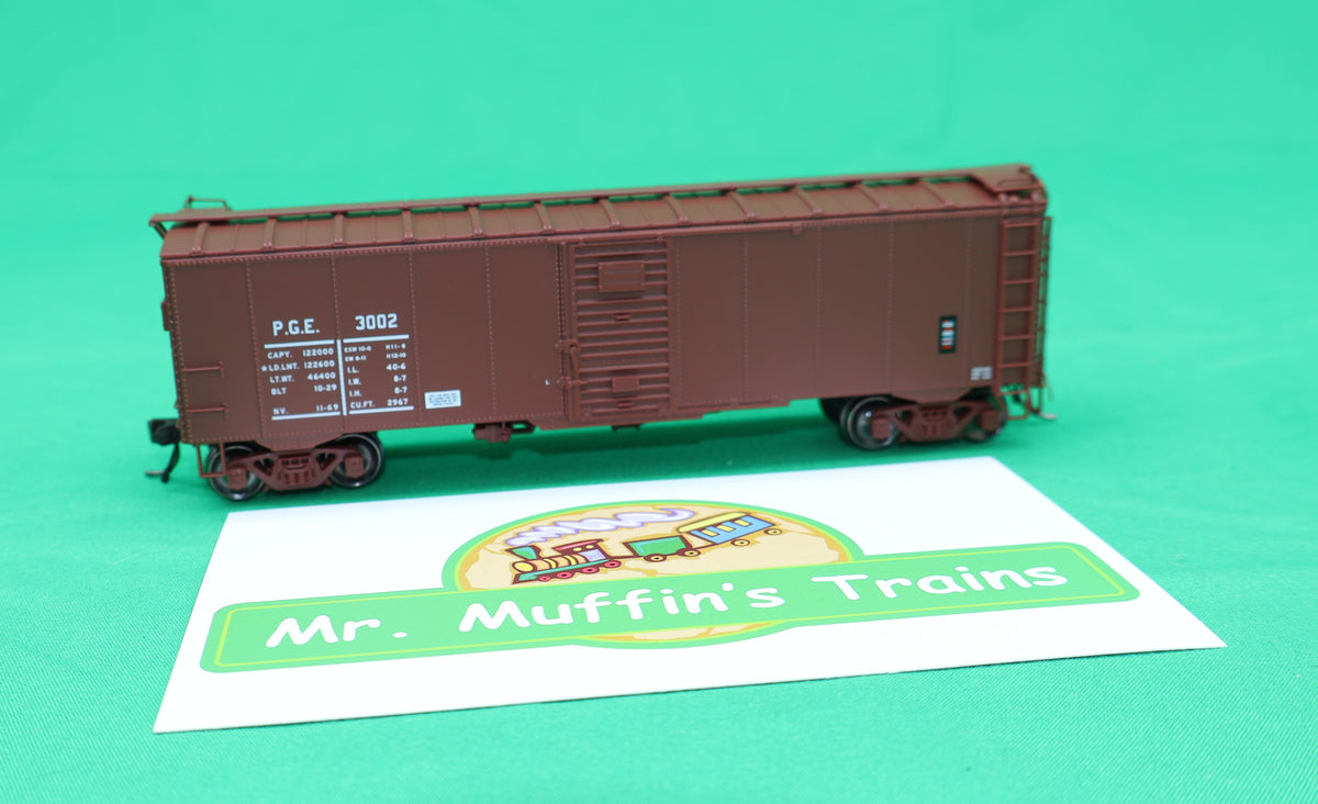 Atlas HO 20007905 - Master - Minibox Box Car "Pacific Great Eastern" #3009