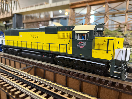 Lionel 2633072 - Legacy - SD50 Diesel Locomotive "Chicago &North Western" #7018