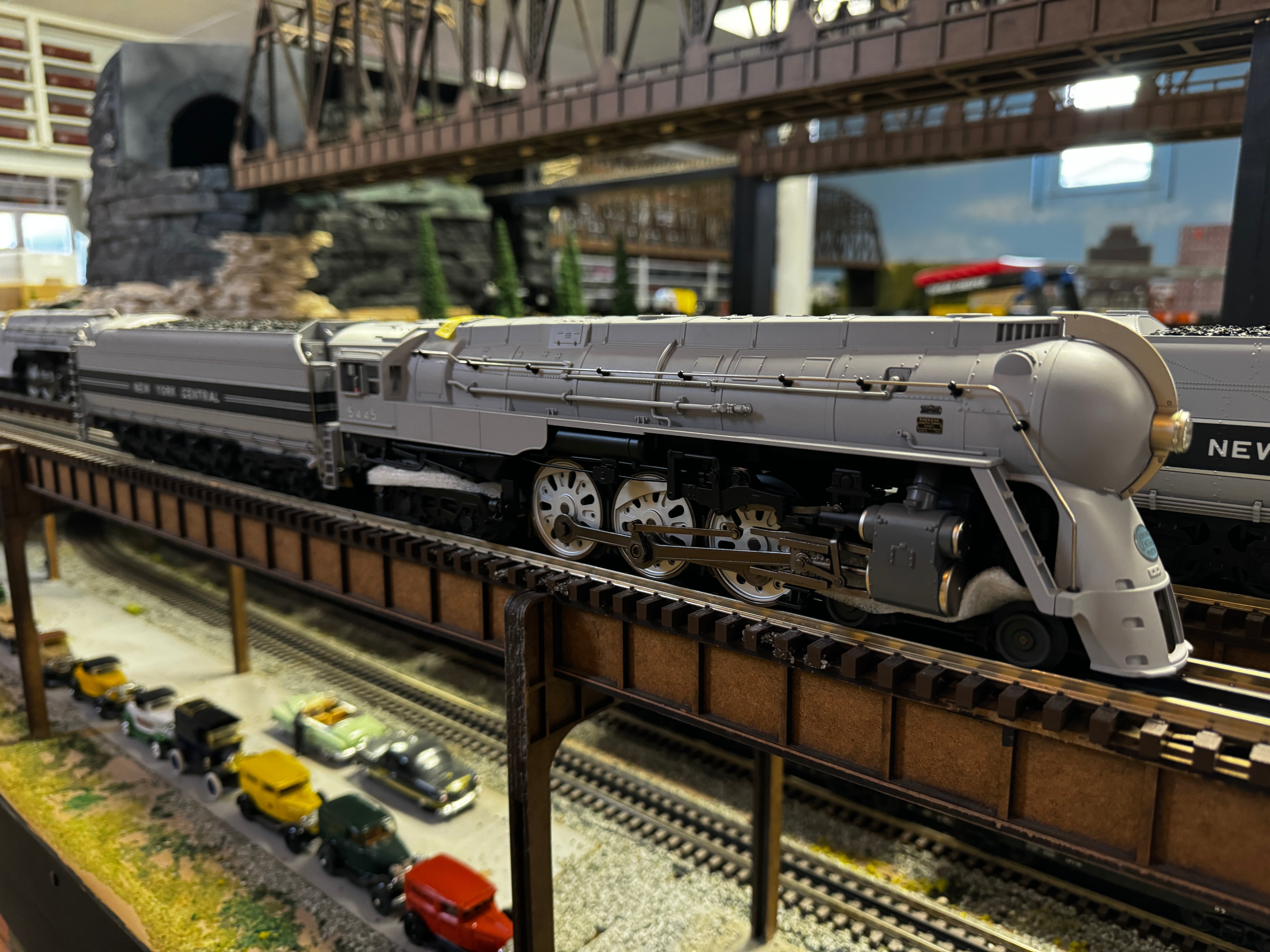 Lionel 2331411 - Legacy Dreyfuss J3 Hudson Steam Locomotive "New York Central" #5445