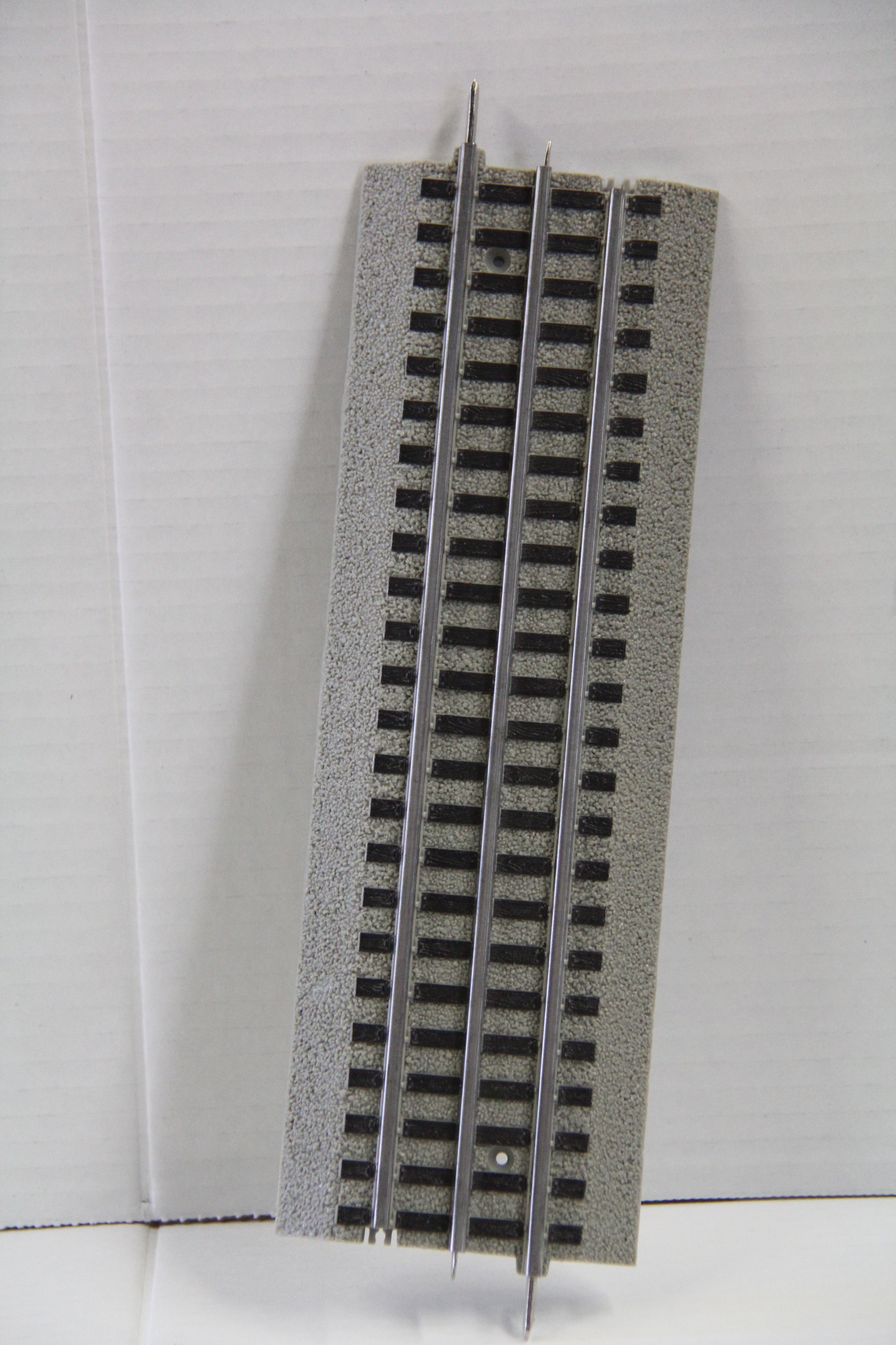 Lionel FasTrack  10 in Straight Set of 20-Second hand-M6832