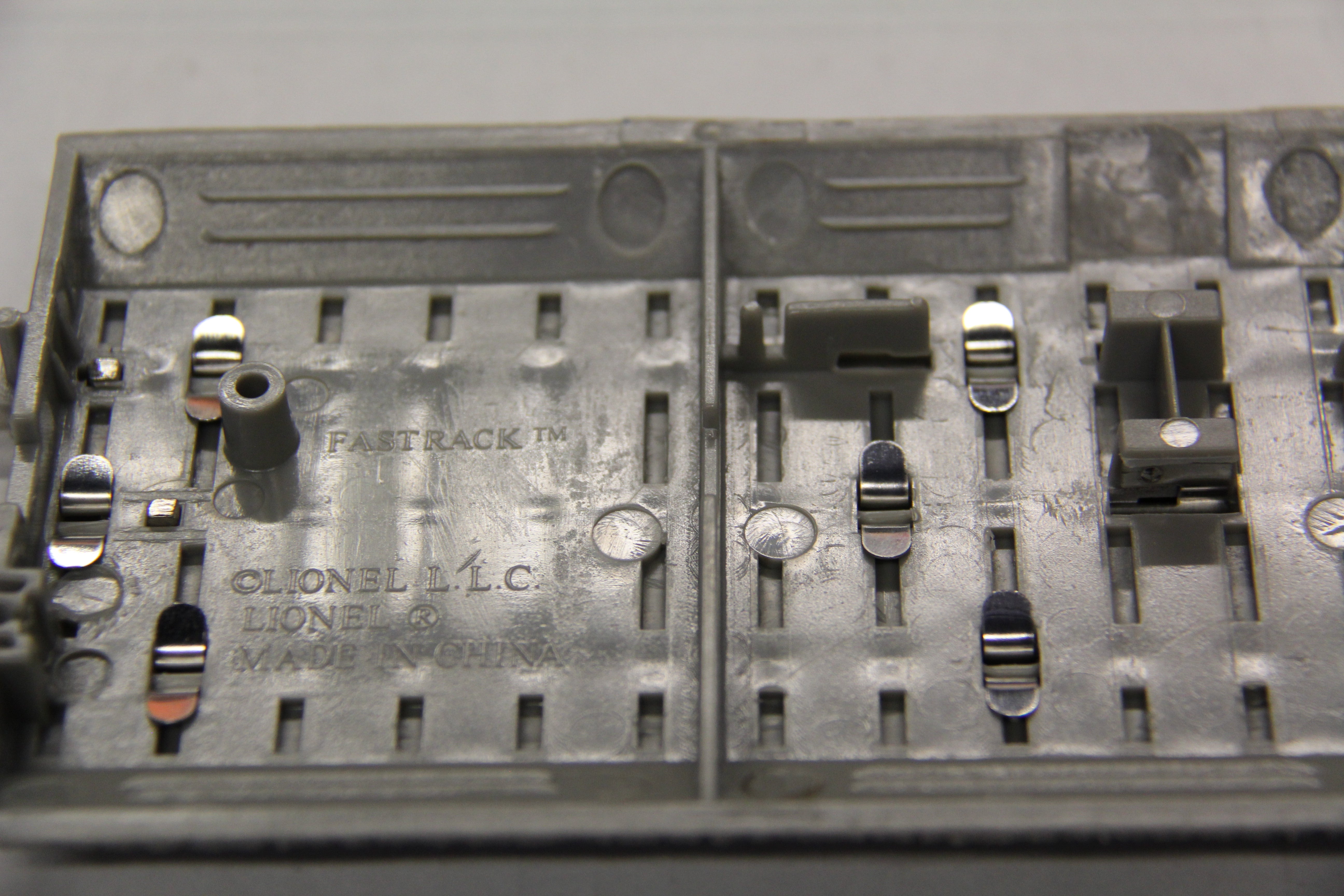 Lionel FasTrack  10 in Straight Set of 20-Second hand-M6832