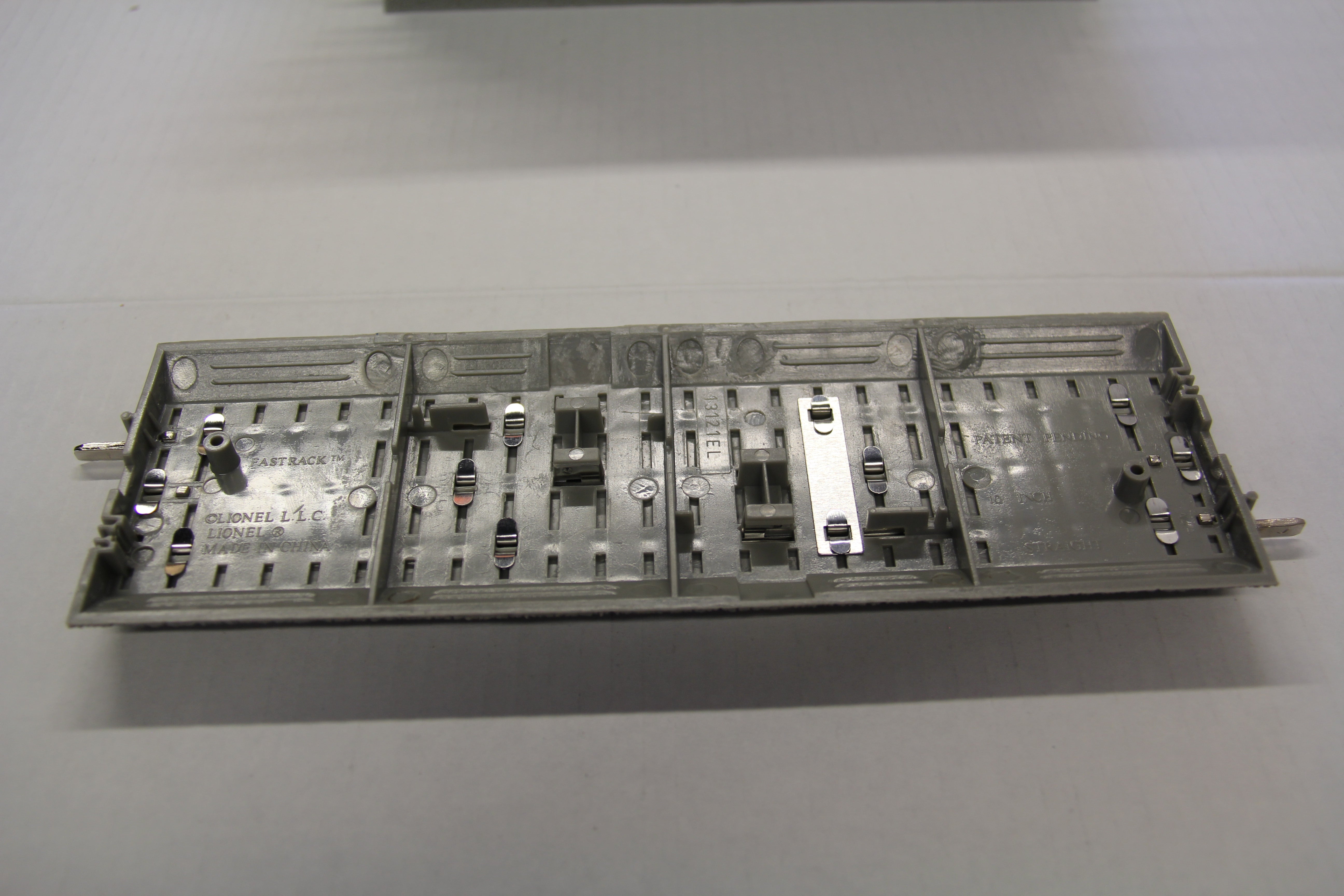 Lionel FasTrack  10 in Straight Set of 20-Second hand-M6832