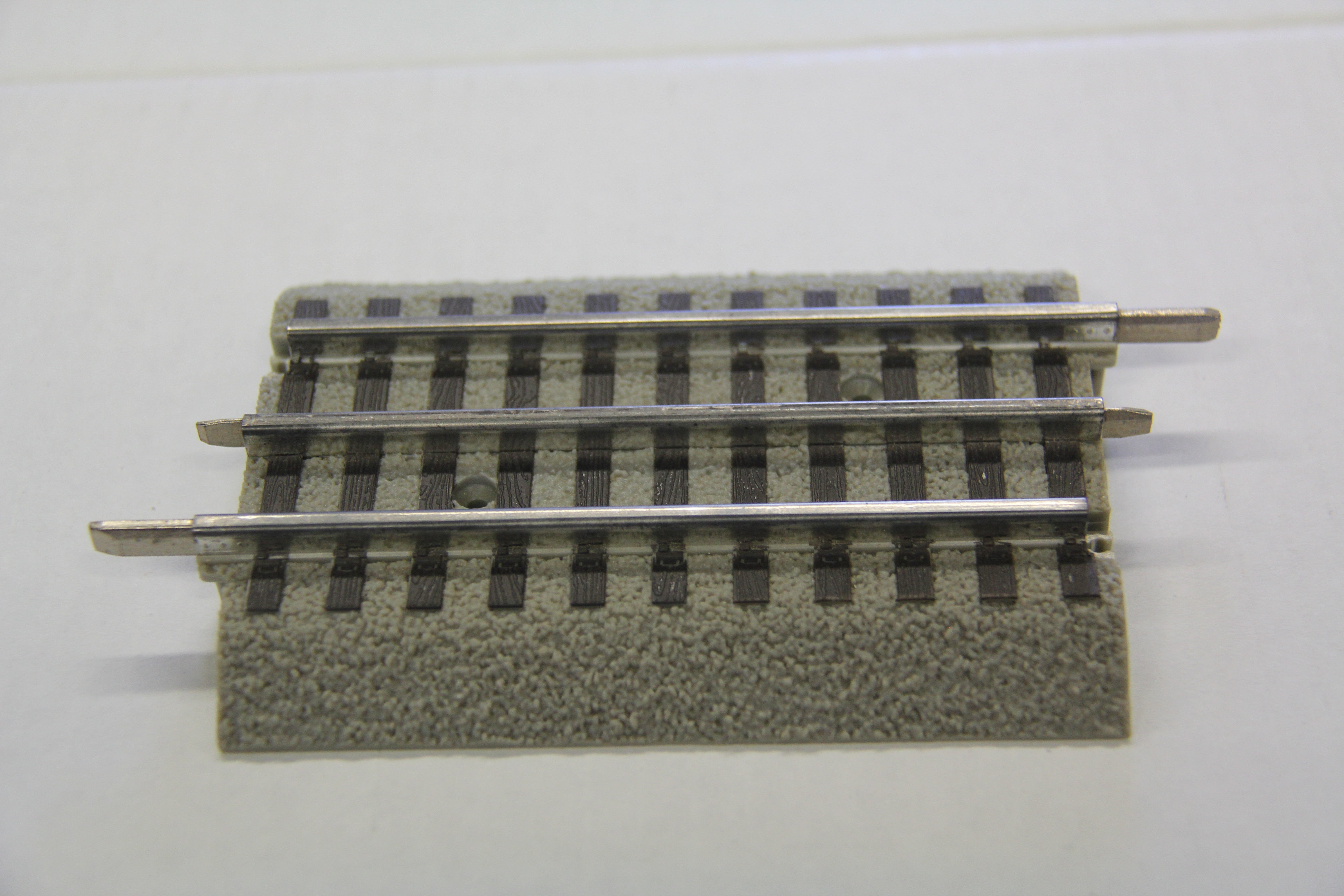 Lionel FasTrack 4.5 in Set of 3-Second hand-M6833