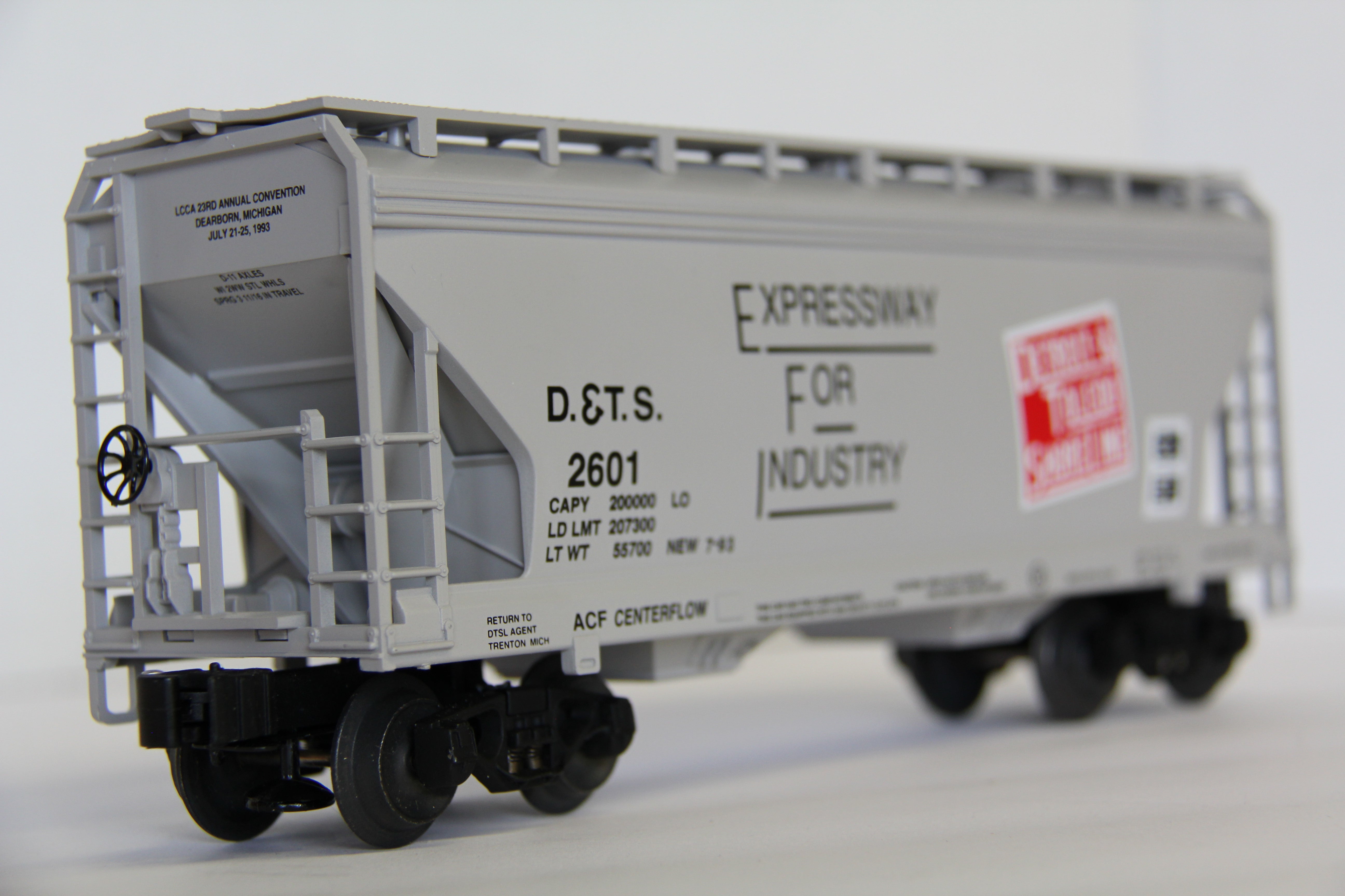 Lionel 6-52023 1993 LCCA 2 Bay Center Flow Hopper-Second hand-M6839