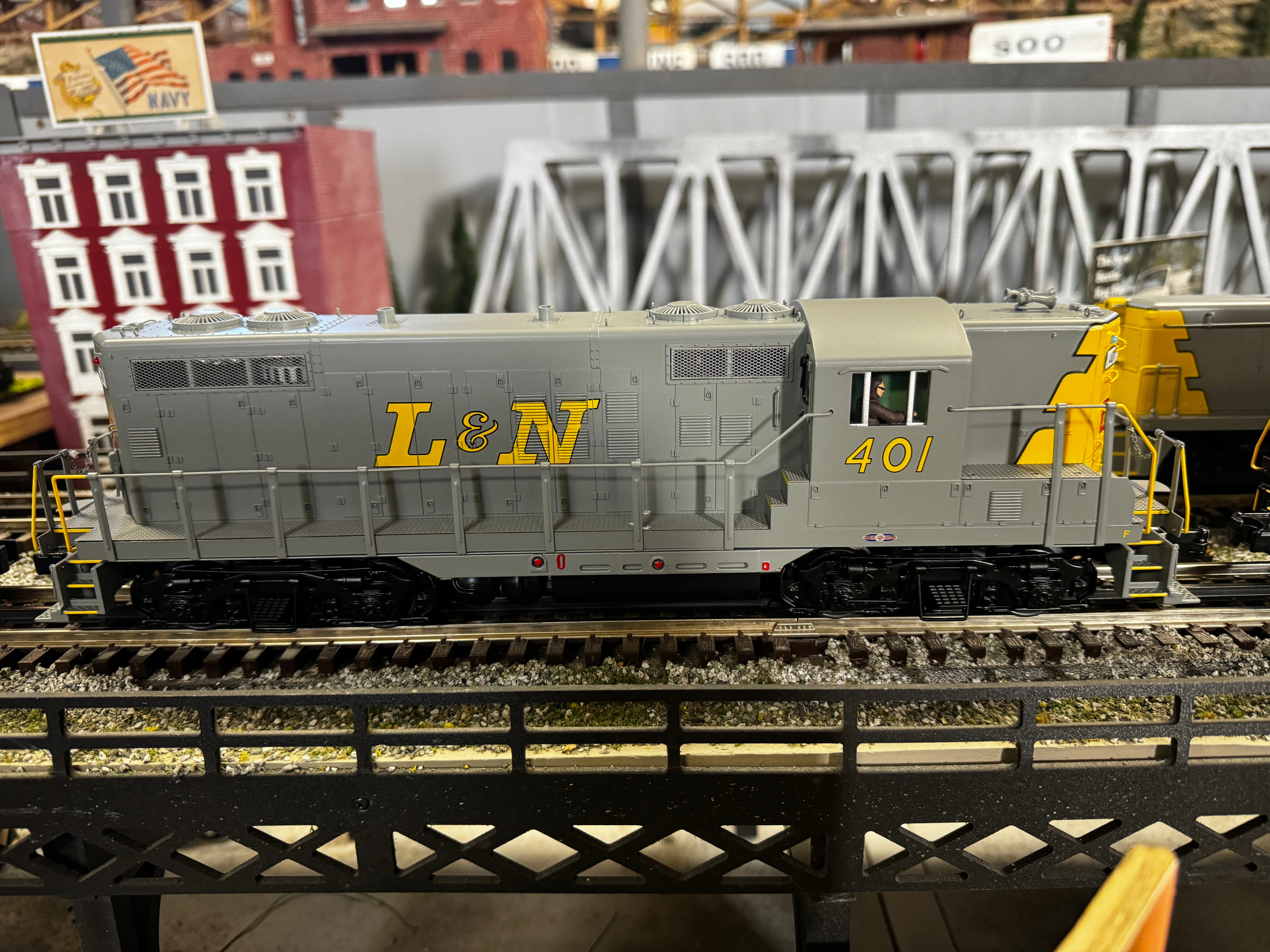 MTH 20-21630-1 - GP-7 Diesel Engine "Louisville & Nashville" #401 w/ PS3 - Custom Run for MrMuffin'sTrains
