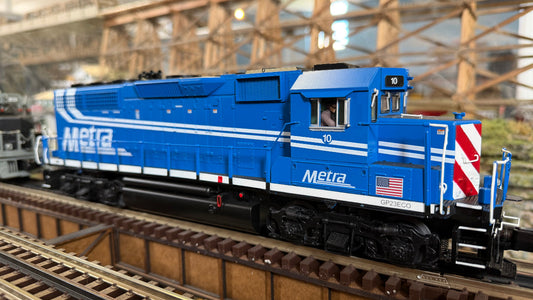 Atlas O 30138576 - Premier - GP40 Diesel Locomotive "Metra" #10