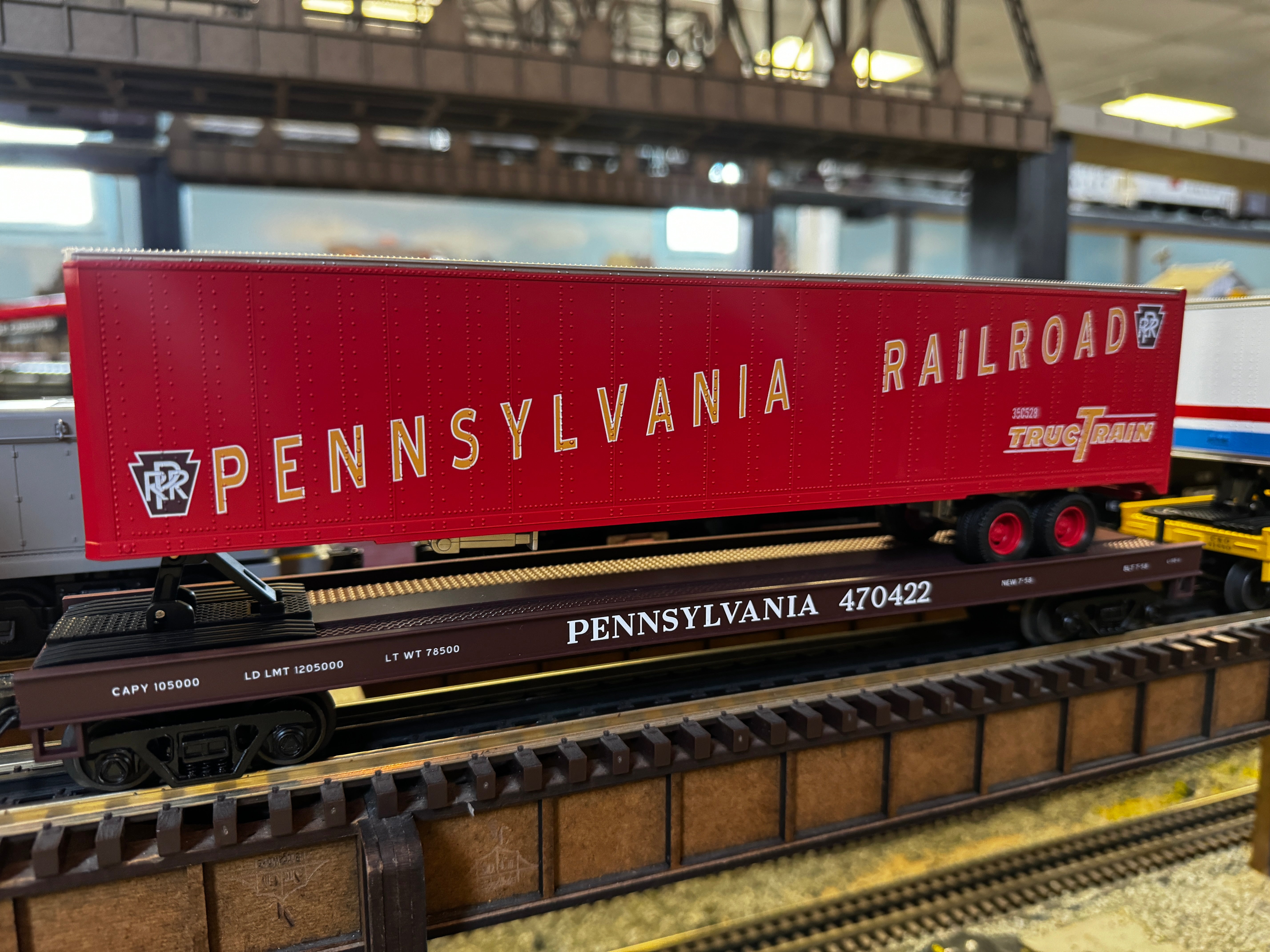 MTH 20-95652 - Flat Car "Pennsylvania" #470422 w/ 48' Trailer - Custom Run for MrMuffin'sTrains