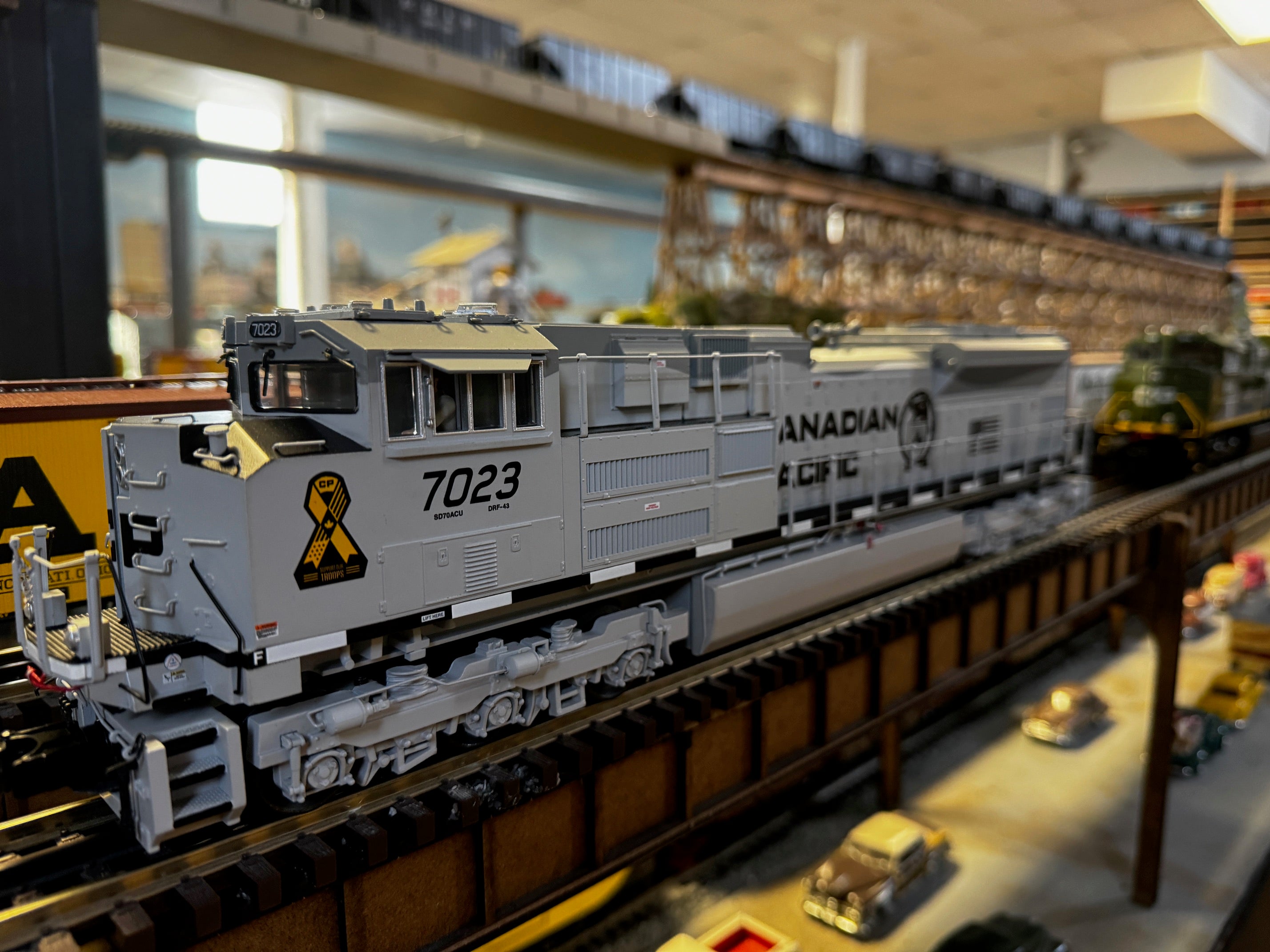 Atlas O 30138144 - Premier - SD70ACe Diesel Locomotive "Canadian Pacific" #7023 w/ PS3