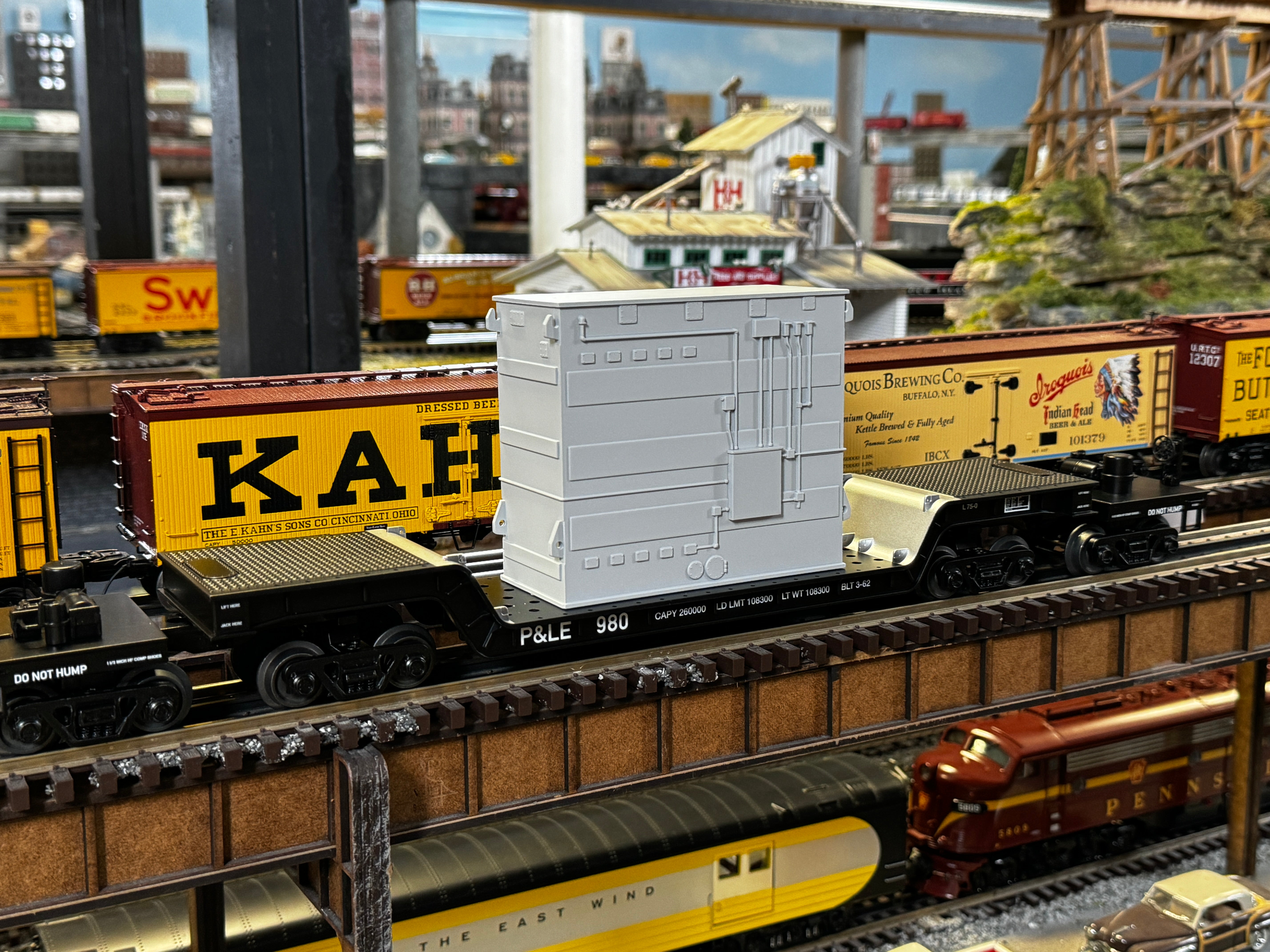 Atlas O 3003049 - Premier - 75' Depressed Center Flat Car "Pittsburgh & Lake Erie" w/ Load