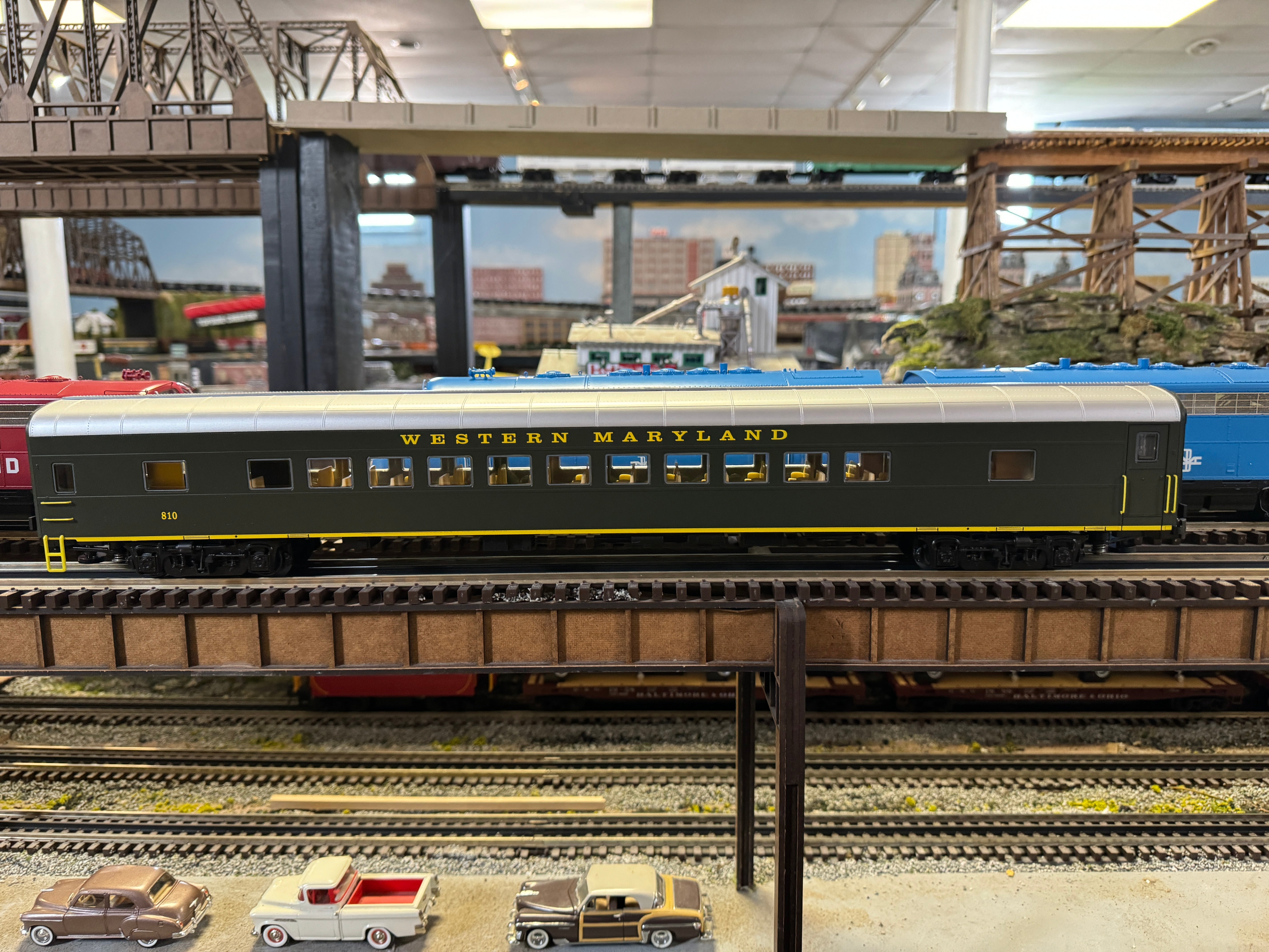 Lionel 2427060 - 21" Passenger Car "Western Maryland" (2-Car) Set B - Scenic