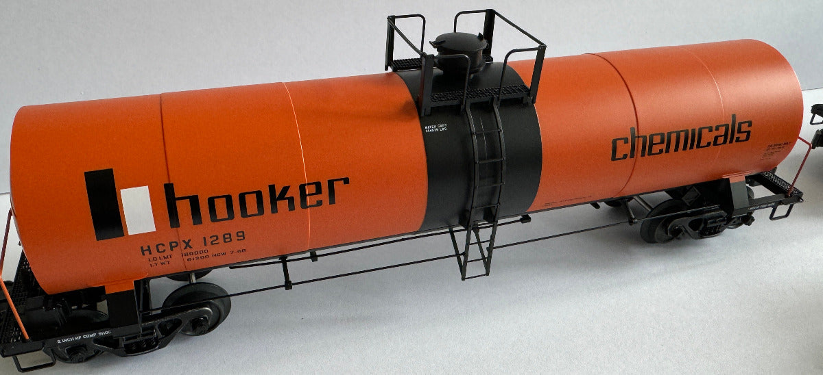 Atlas O 3007213 - Master - ACF® 17,360 Gallon Tank Cars "Hooker Chemicals"