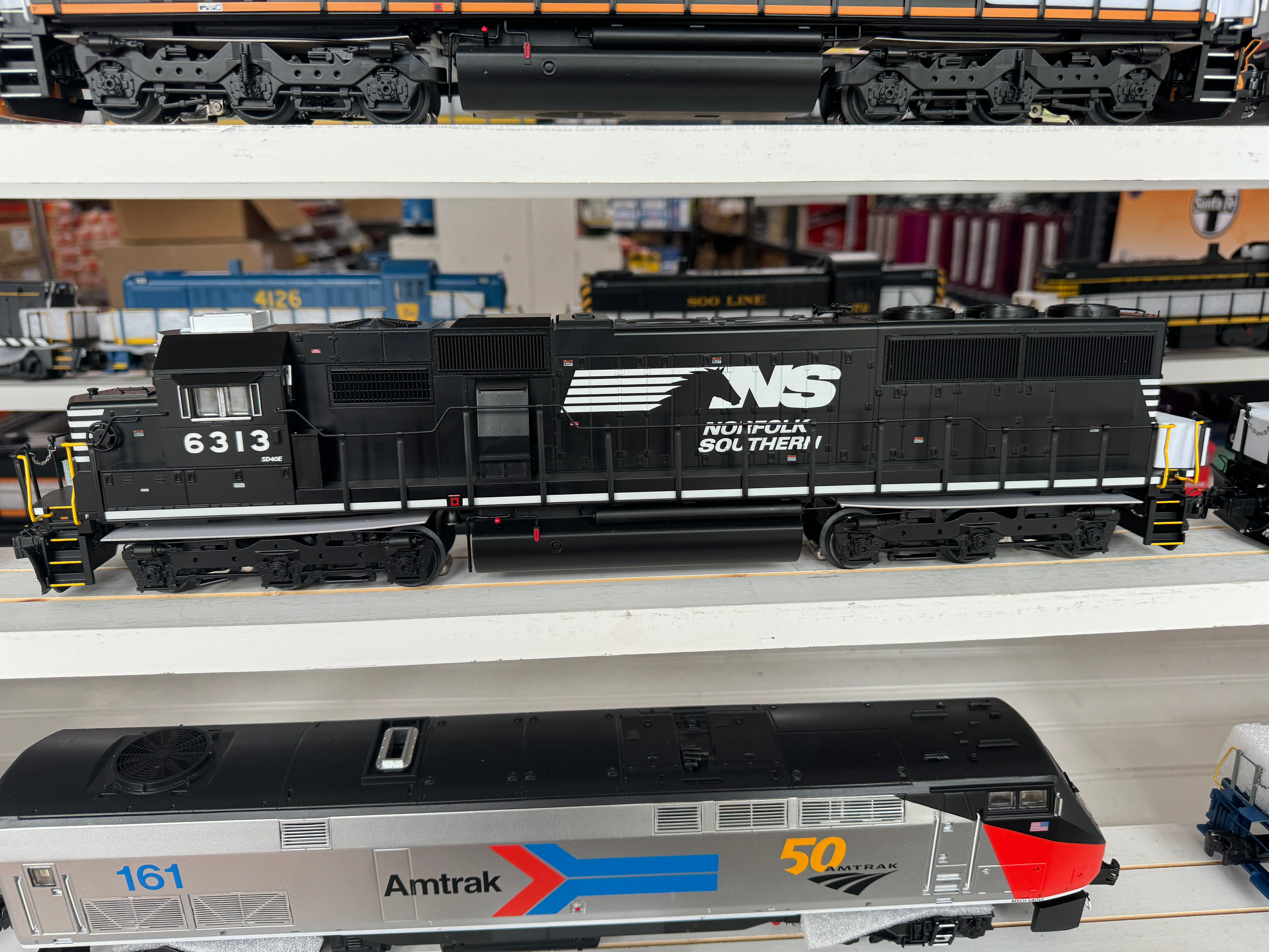 Lionel 2433282 - Legacy SD40E Diesel Engine "Norfolk Southern" #6319