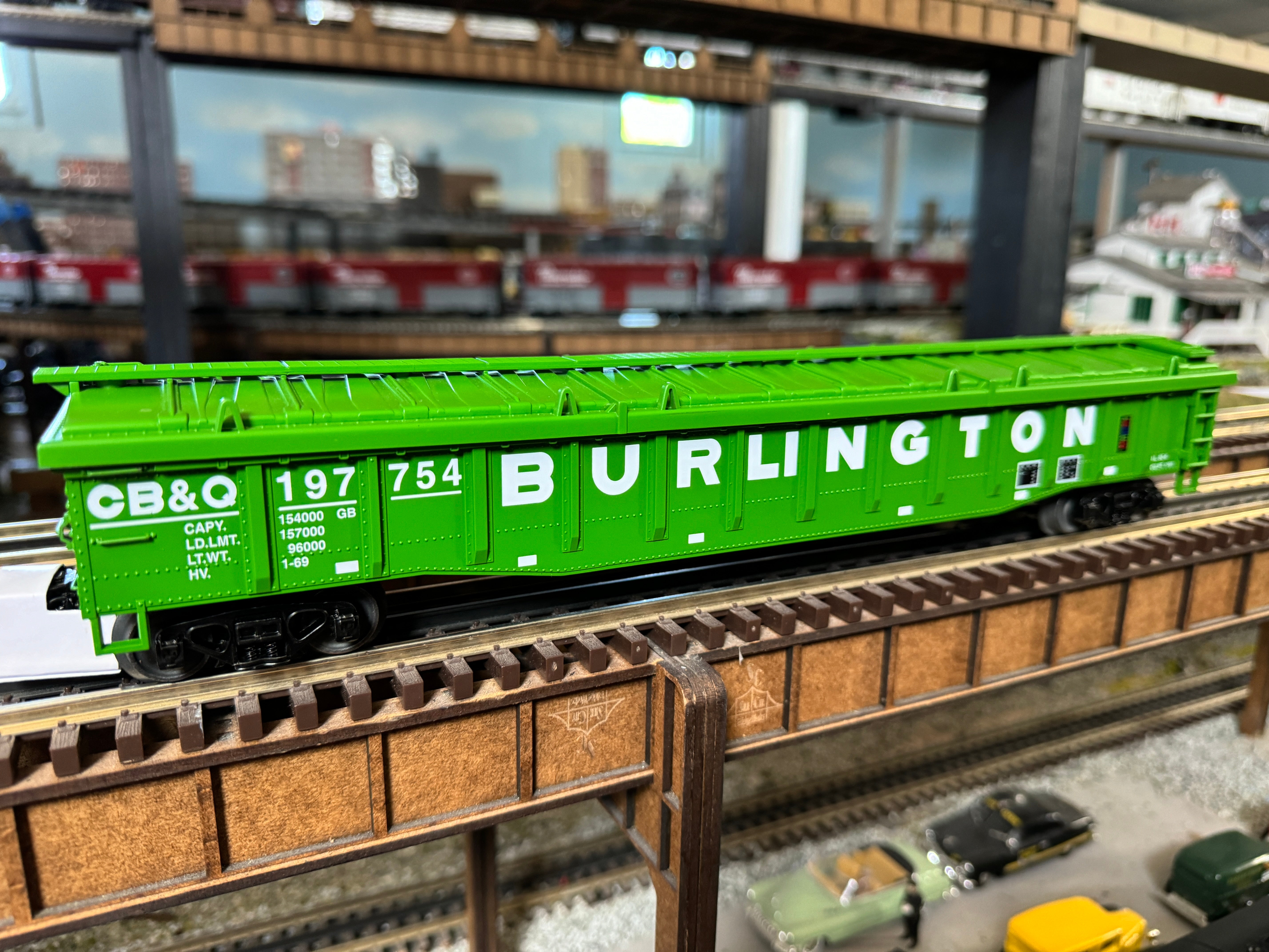 MTH 20-95540 - Gondola Car "Burlington" #197754 w/ Cover - Custom Run for Berwyn’s