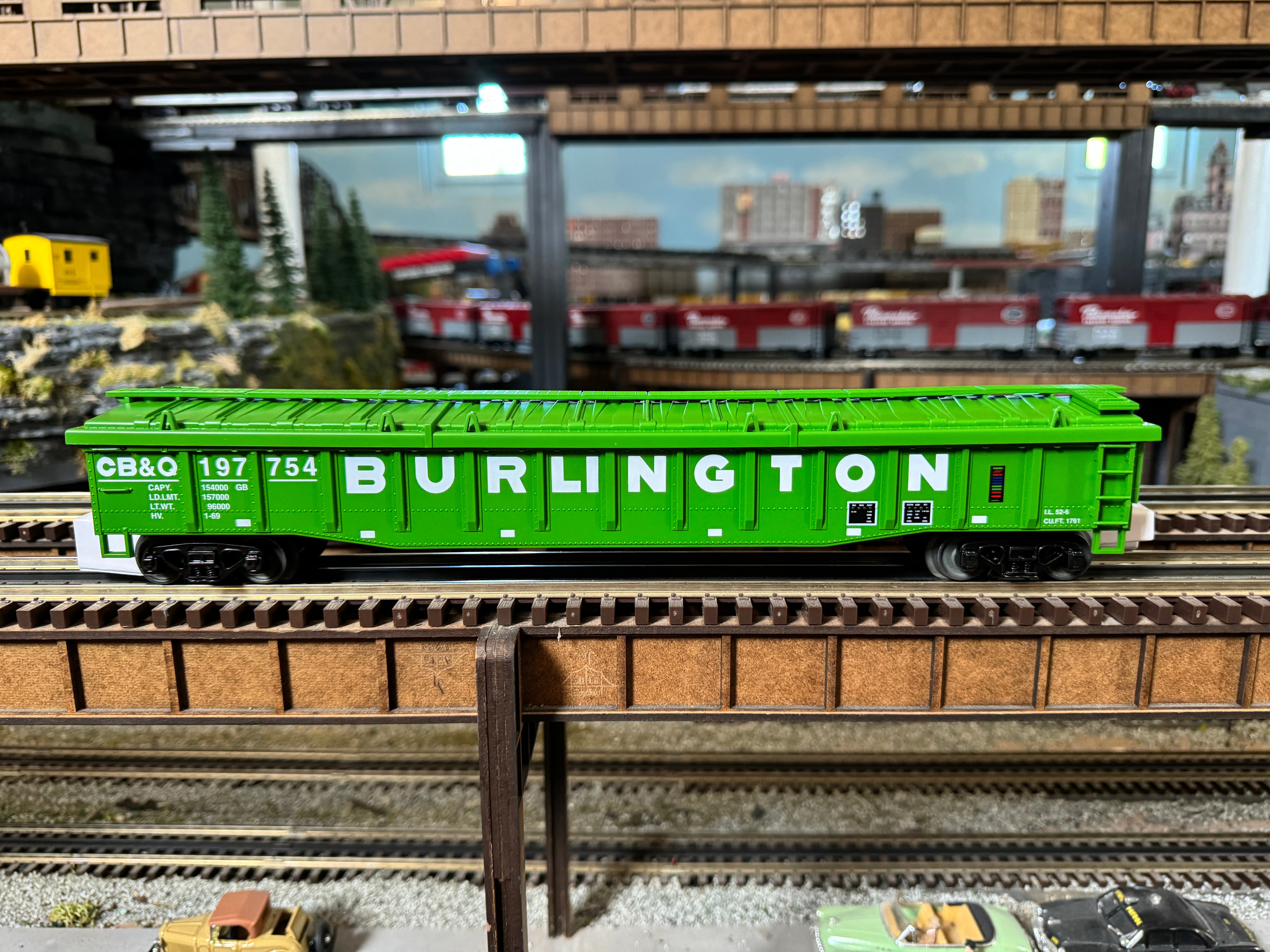 MTH 20-95540 - Gondola Car "Burlington" #197754 w/ Cover - Custom Run for Berwyn’s