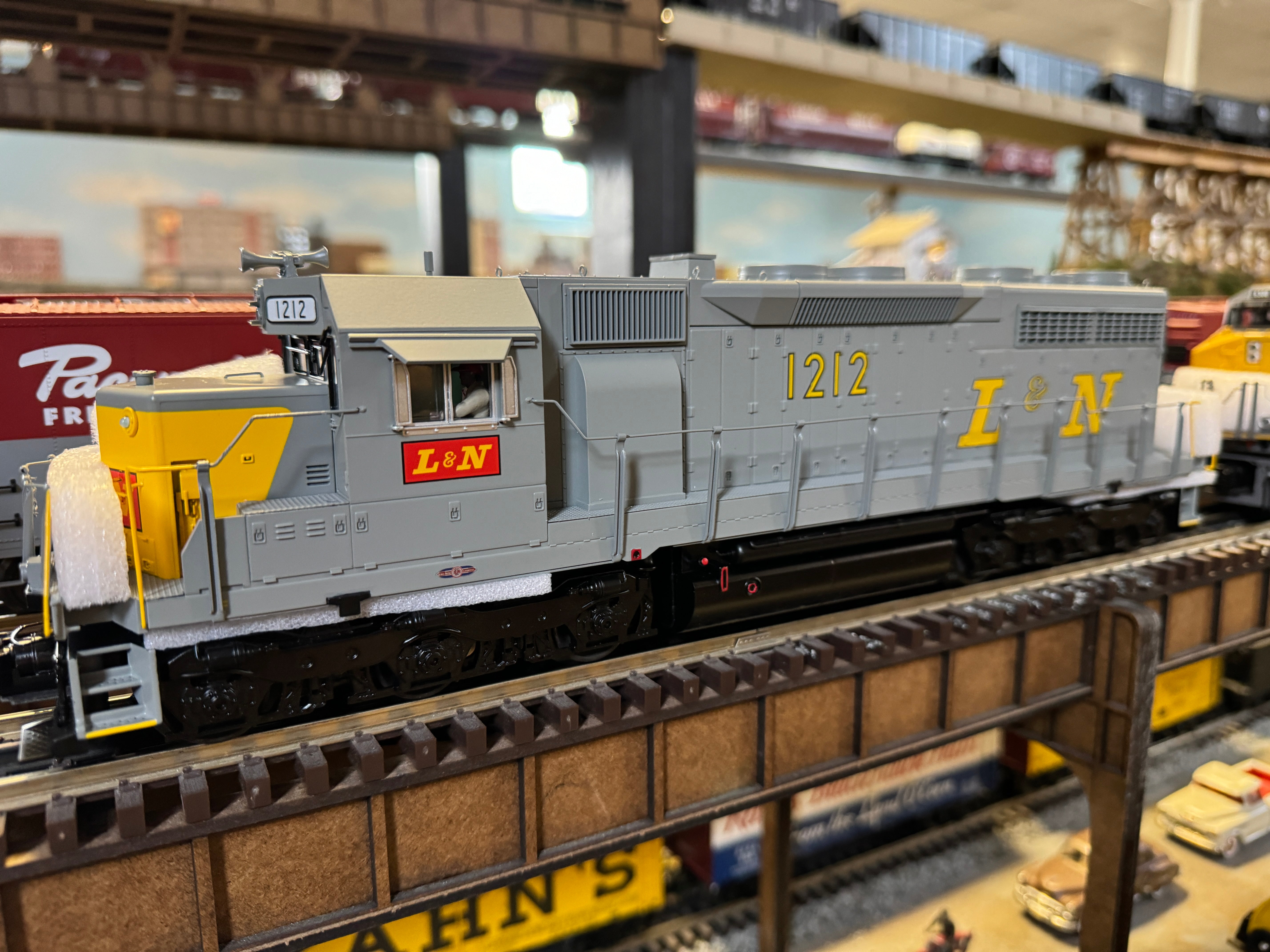 MTH 20-21762-1 - SD-35 Diesel Engine "Louisville & Nashville" #1212 w/ PS3 (Hi-Rail Wheels) - Custom Run for MrMuffin'sTrains