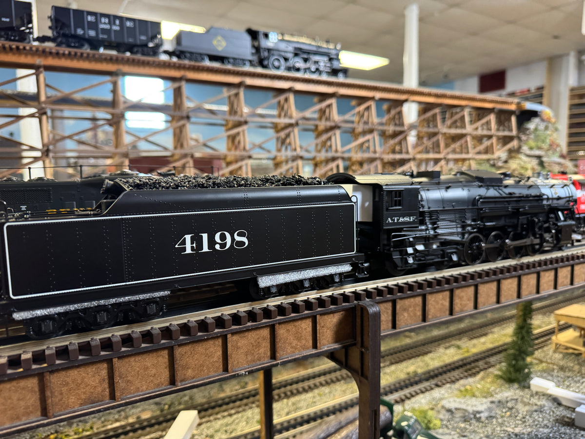 Lionel 2231370 - Legacy A1 Berkshire Steam Locomotive "Santa Fe" #4198 - MrMuffin'sTrains