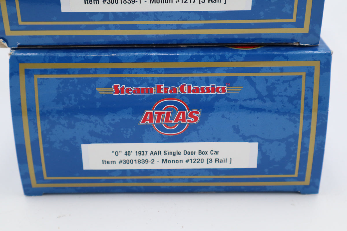 Atlas #3001839-1, -2 Monon 40' 1937 AAR Single Door Box Car-2 Set-Second hand-M8470