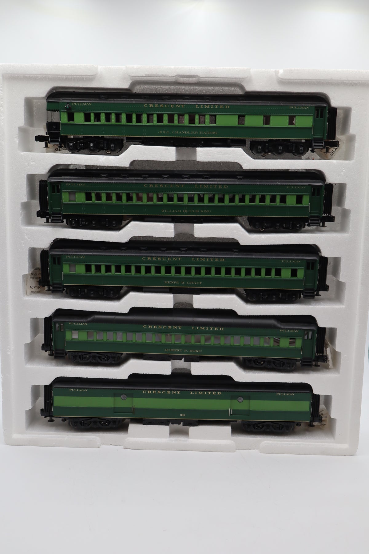 MTH 20-4053 Southern 5 Car 70' Madison Pass Set-Second hand-M8477
