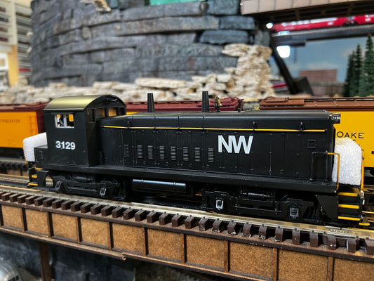 MTH 30-209NW - RailKing - SW-8/SW-9 Switcher Diesel Engine "Norfolk & Western" #3129 w/ PS3 - Custom by Harry Hieke - MrMuffin'sTrains