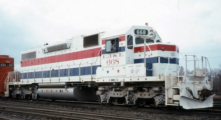Lionel 2633660 - Legacy SD-38 Diesel Locomotive "Elgin, Joilet & Eastern" #668 - Custom Run for MrMuffin'sTrains