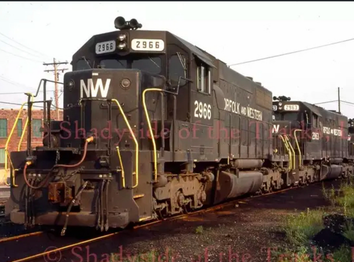 Lionel 263NW - Legacy SD-38 Diesel Locomotive "Norfolk & Western" #2966 - Custom Run for MrMuffin'sTrains