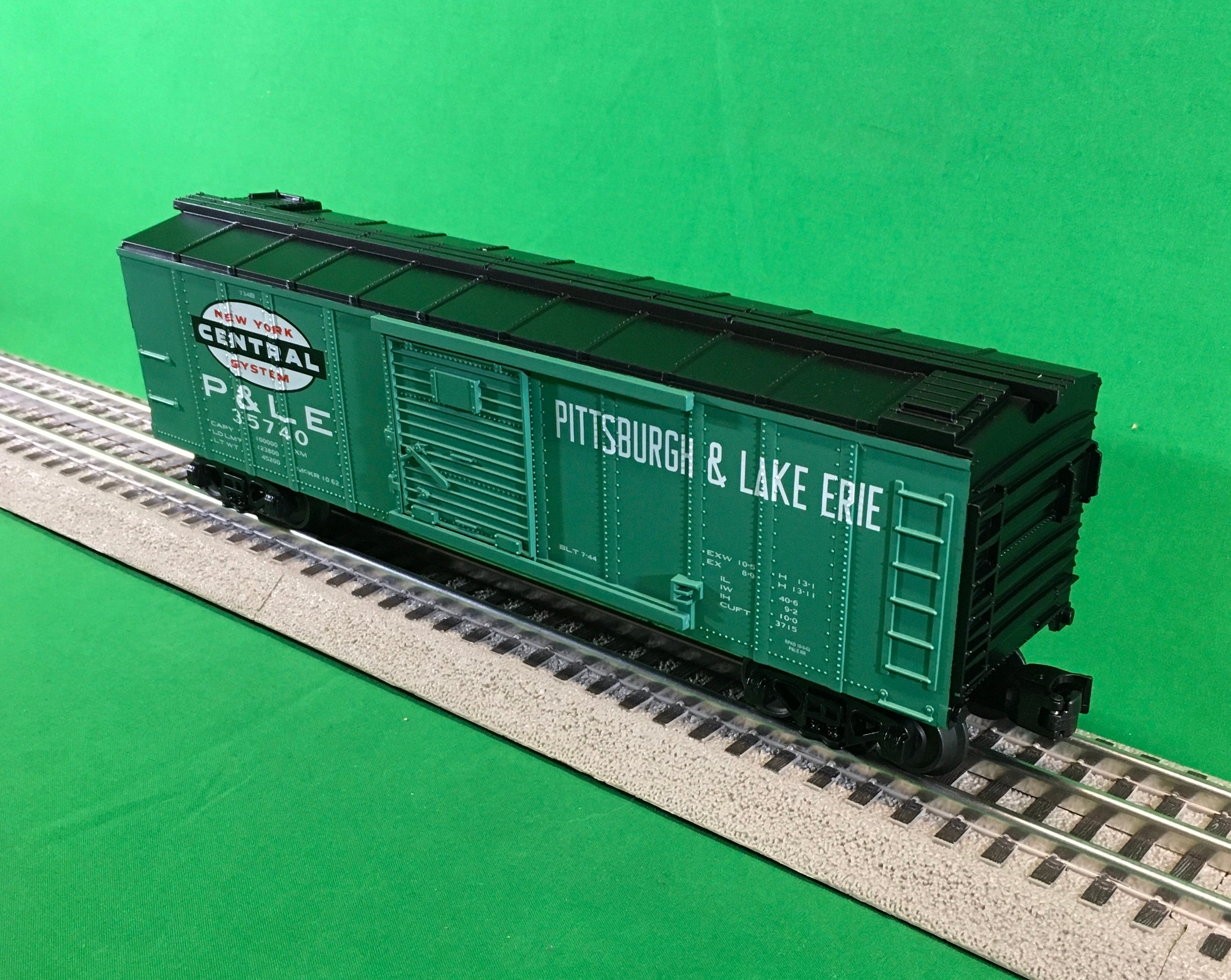 MTH 30-71159 - Box Car "Pittsburgh & Lake Erie" #35740 (New York Central)