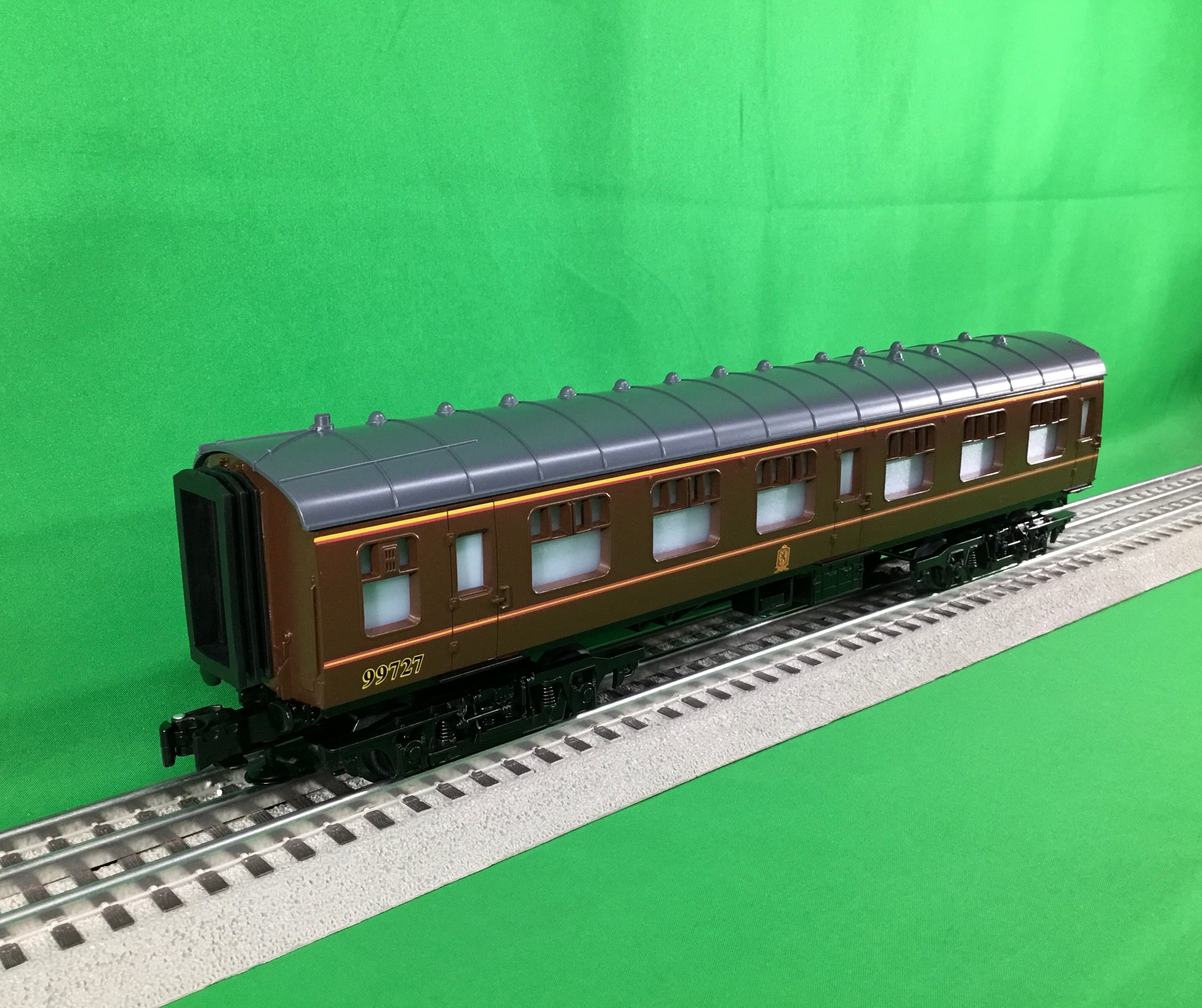 Lionel 2327260 - Harry Potter - Gryffindor Coach Car