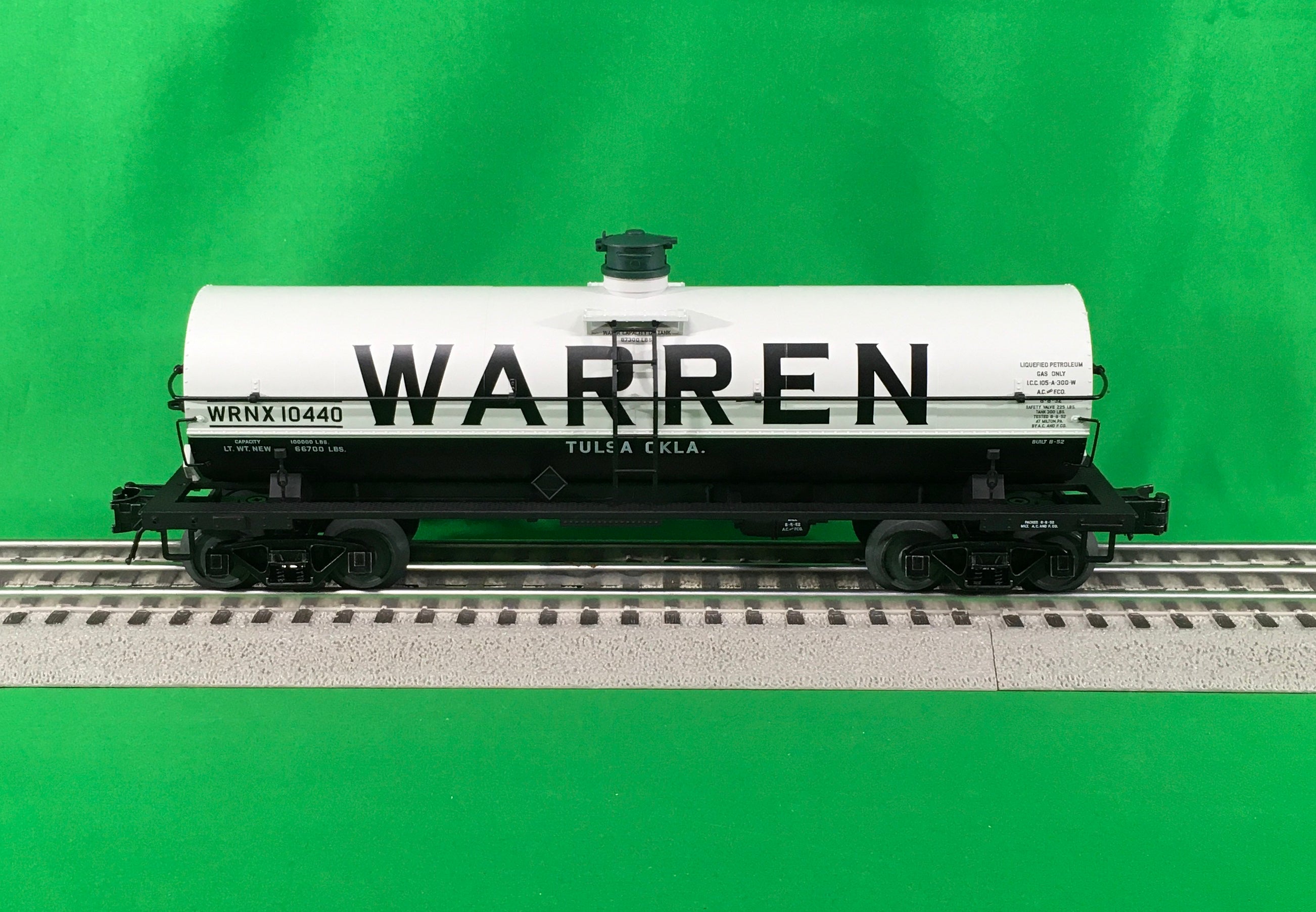 Atlas O 3005502 - 11,000 Gallon Tank Car "Warren" - 1/21 announcement