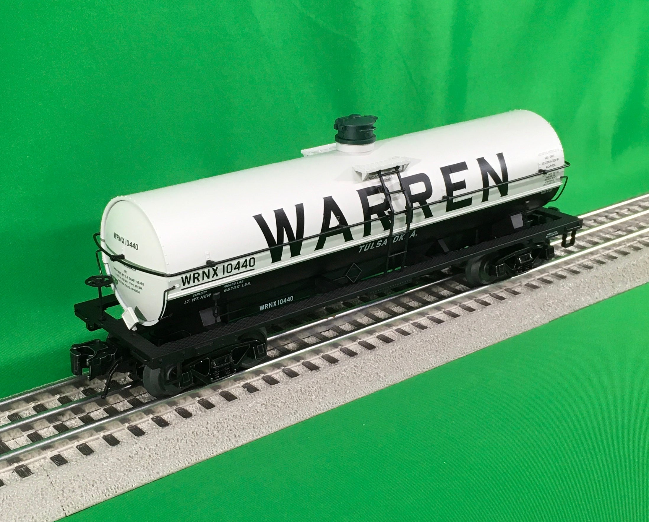 Atlas O 3005502 - 11,000 Gallon Tank Car "Warren" - 1/21 announcement