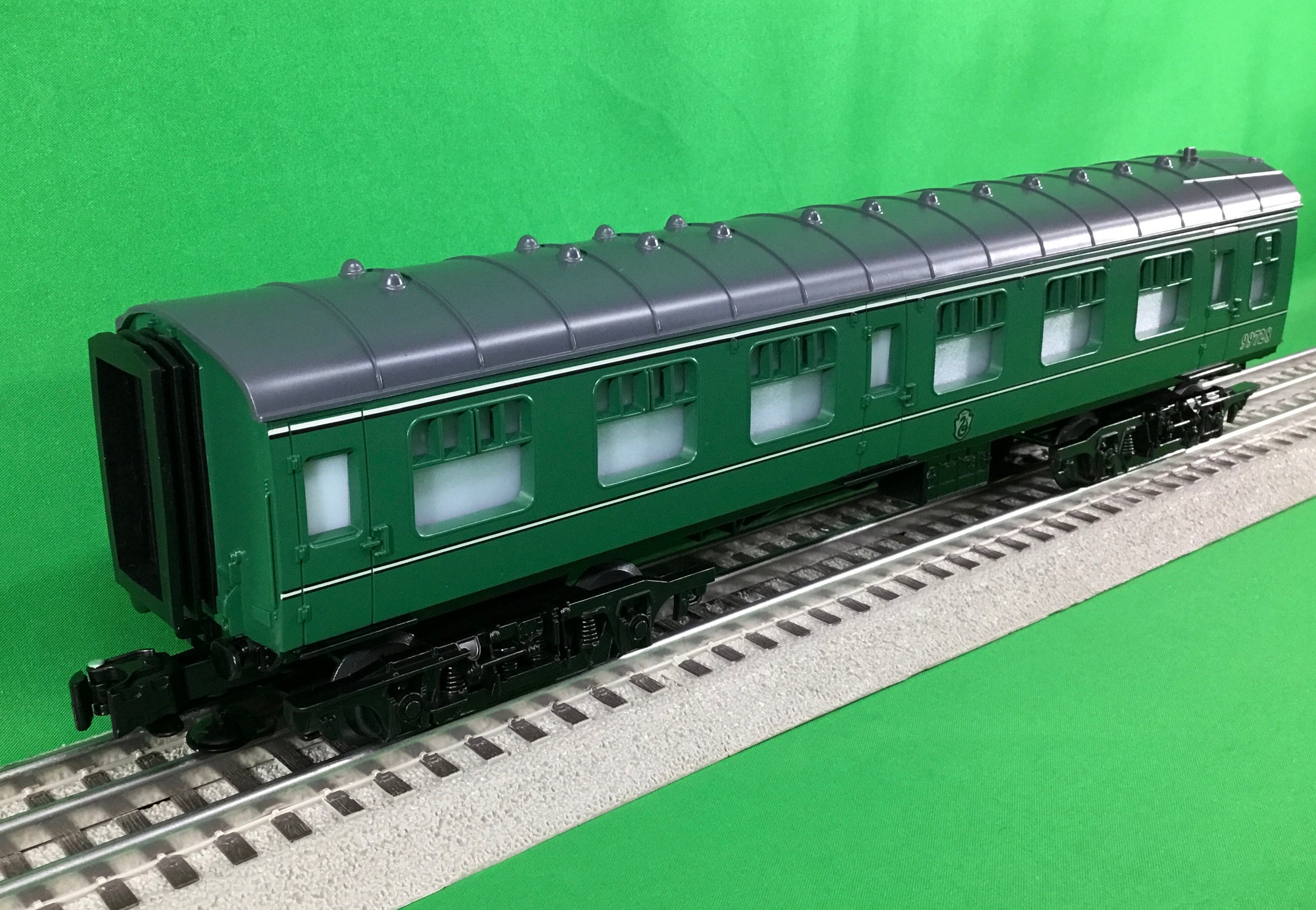 Lionel 2327230 - Harry Potter - Slytherin Coach Car