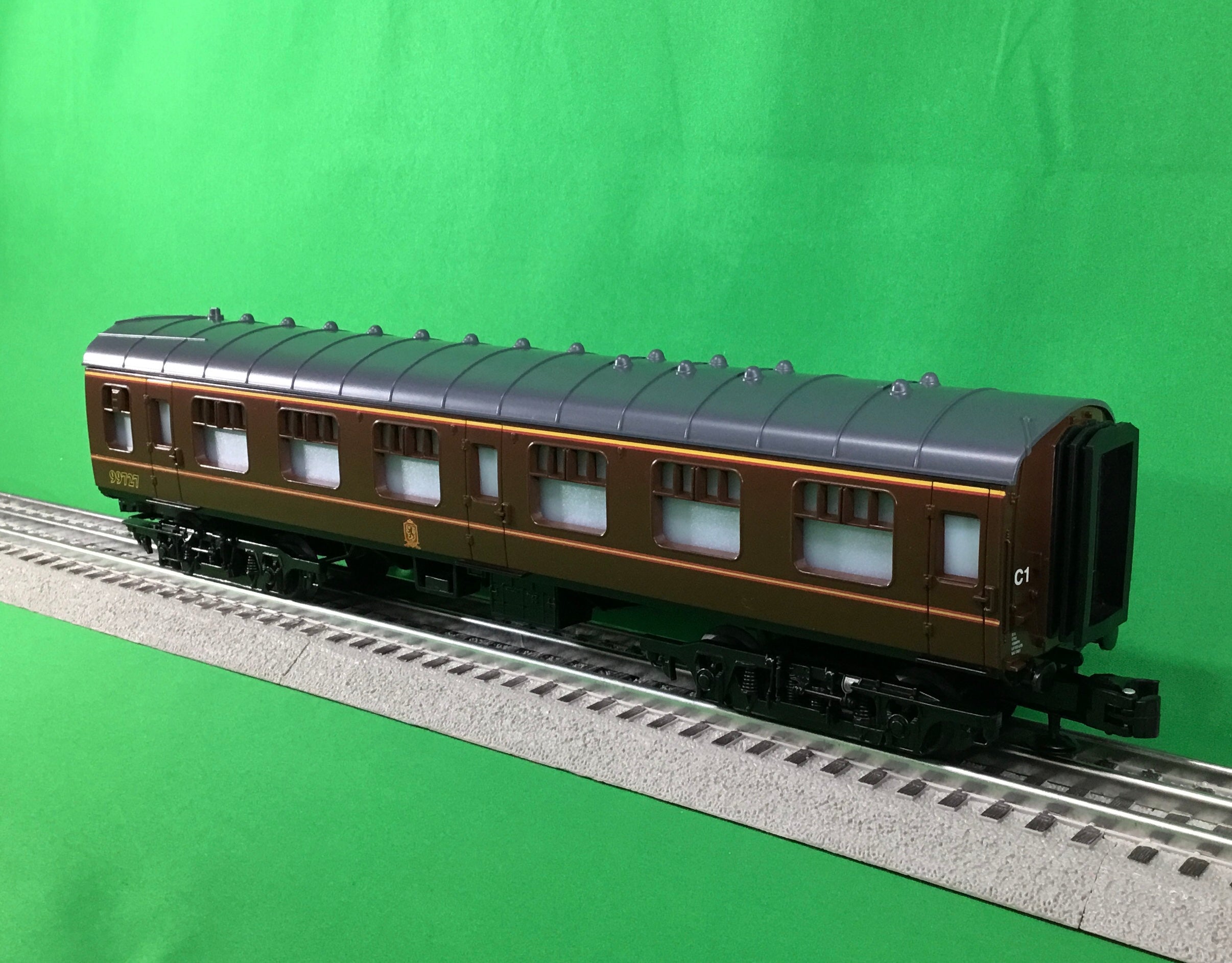 Lionel 2327260 - Harry Potter - Gryffindor Coach Car