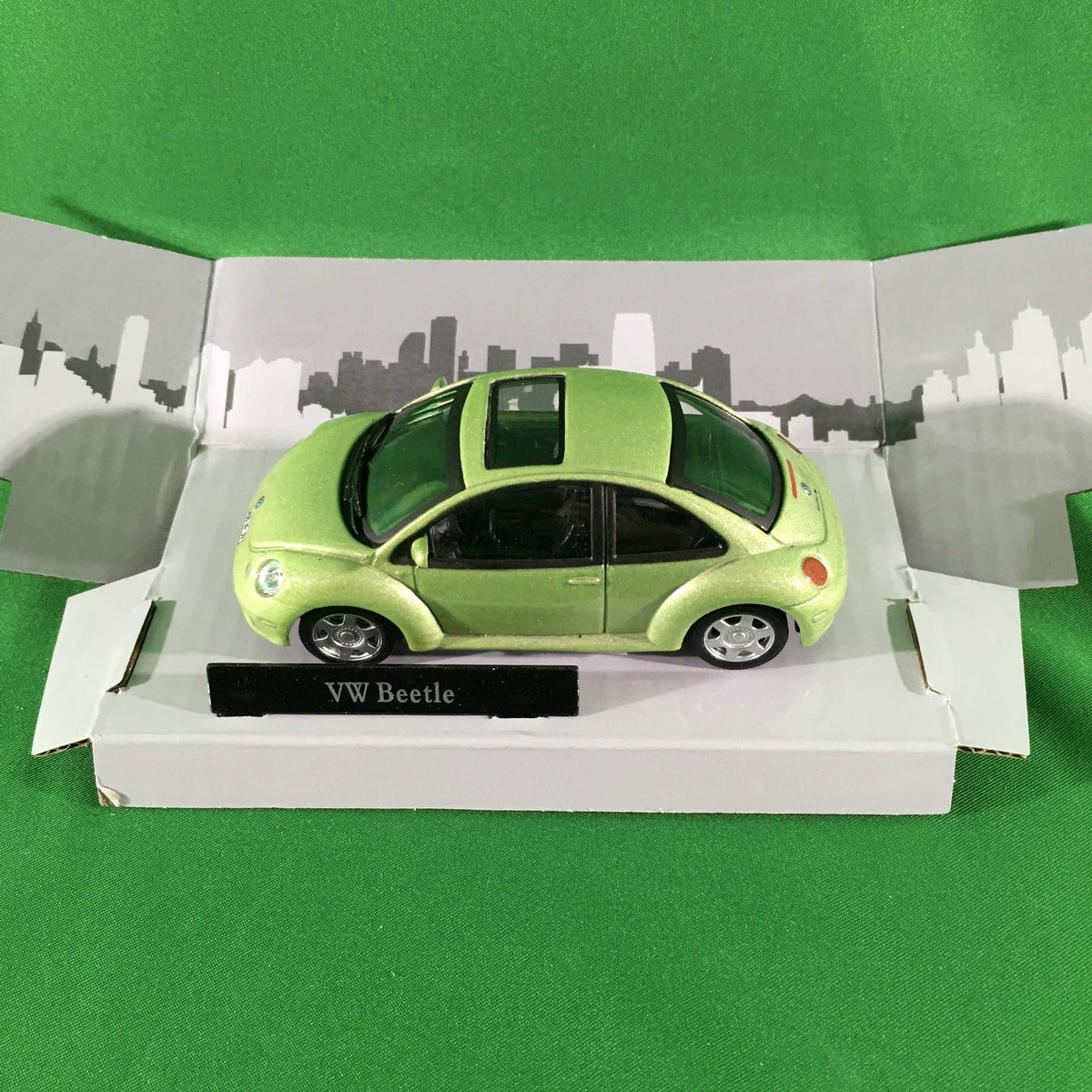 Atlas O 3009932 - VW Beetle (Green) 1/43