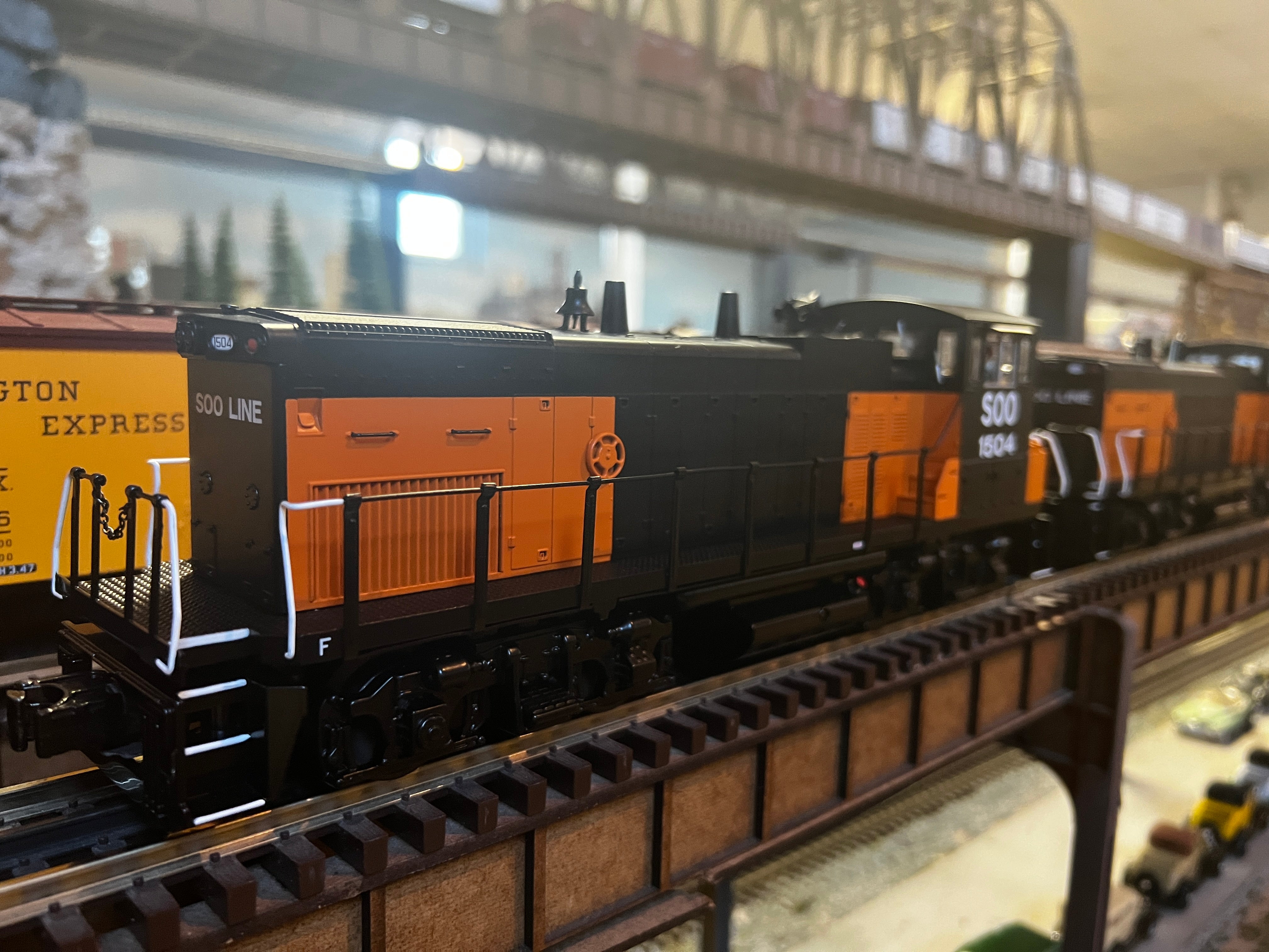 MTH 30-20968-1 - MP15AC Diesel Engine "SOO Line" (Milwaukee Repaint) #1504 w/ PS3 - Custom Run for MrMuffin'sTrains