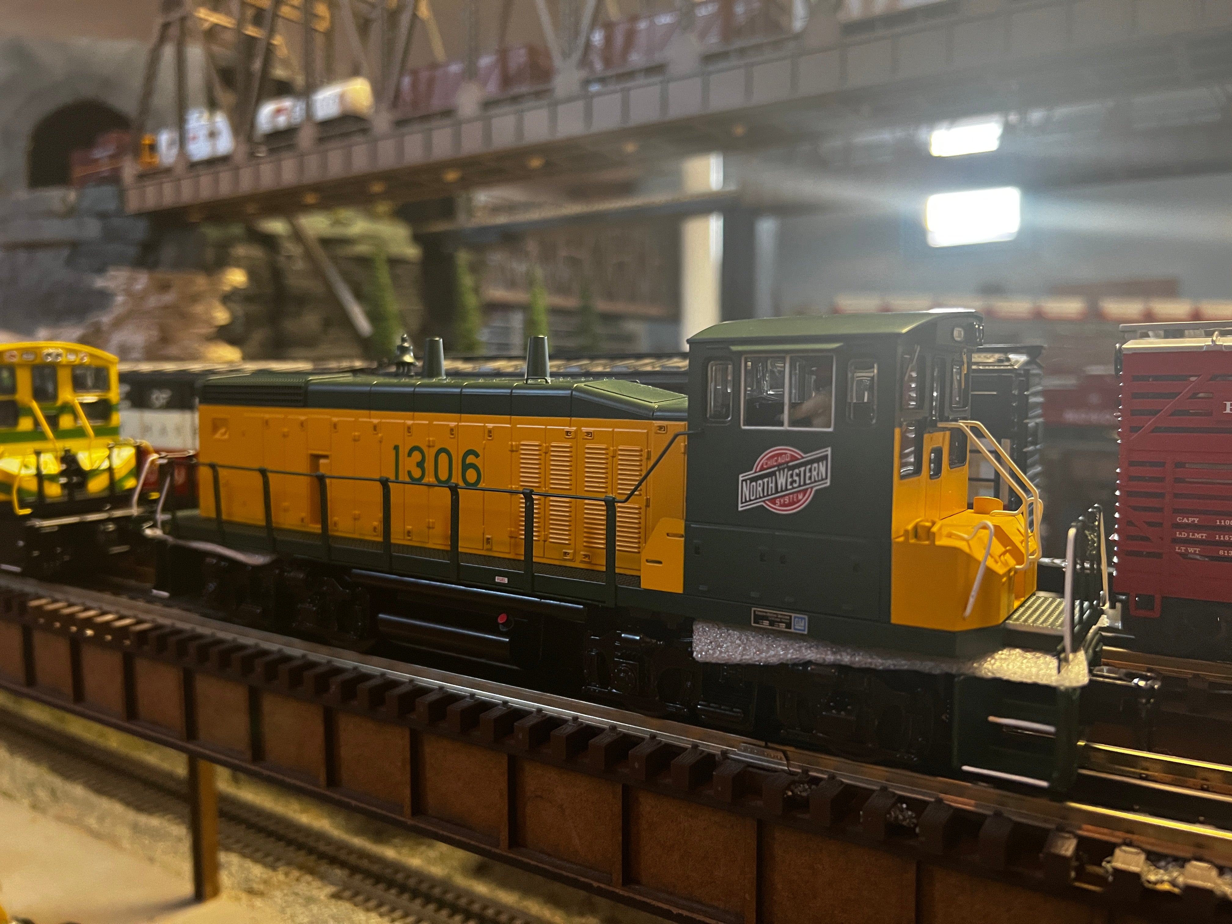 MTH 30-20961-1 - MP15AC Diesel Engine "Chicago & North Western" #1306 w/ PS3