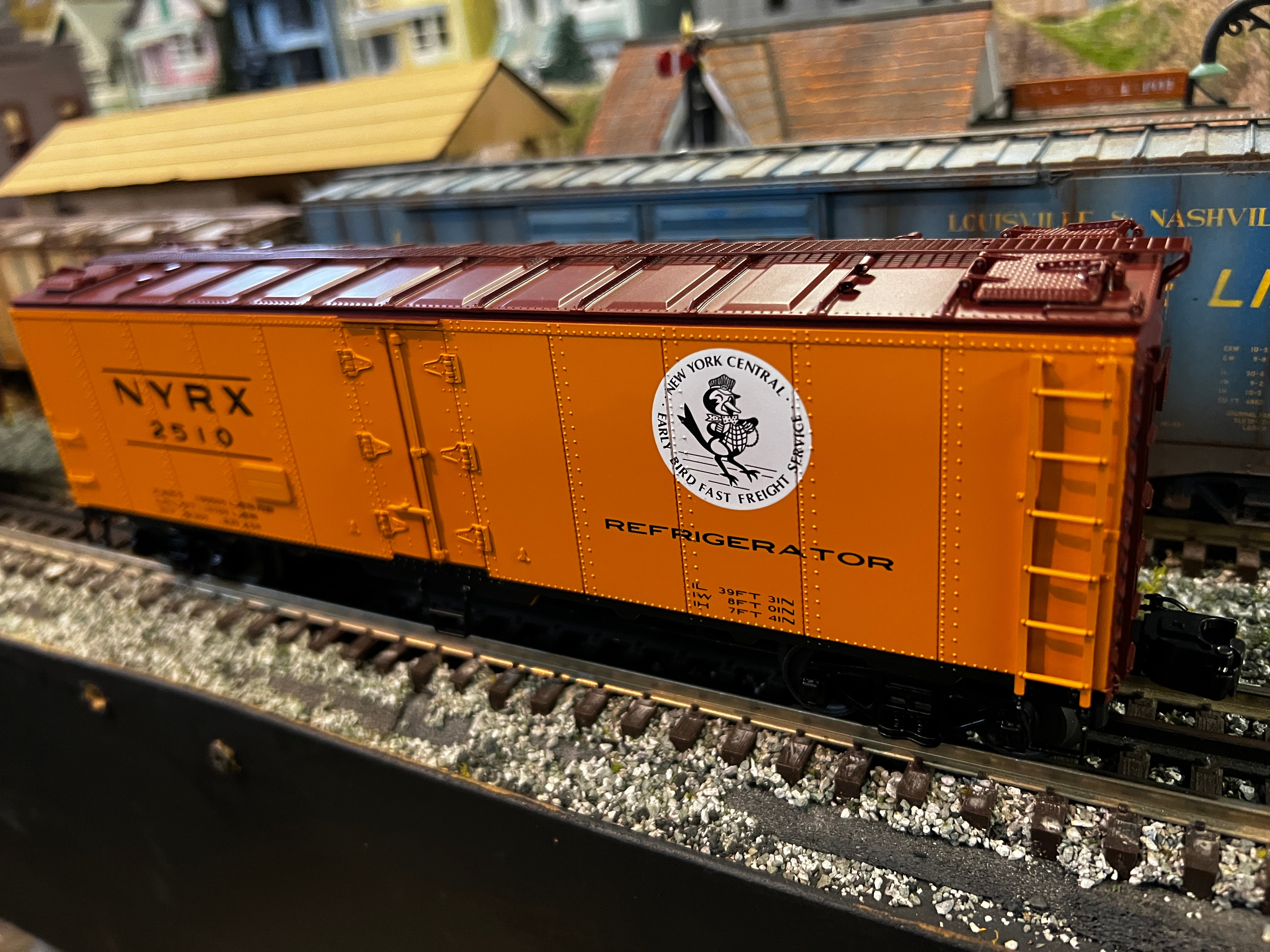 MTH 20-94594 - 40' Steel Sided Reefer Car "New York Central" #2510 - Custom Run for MrMuffin'sTrains