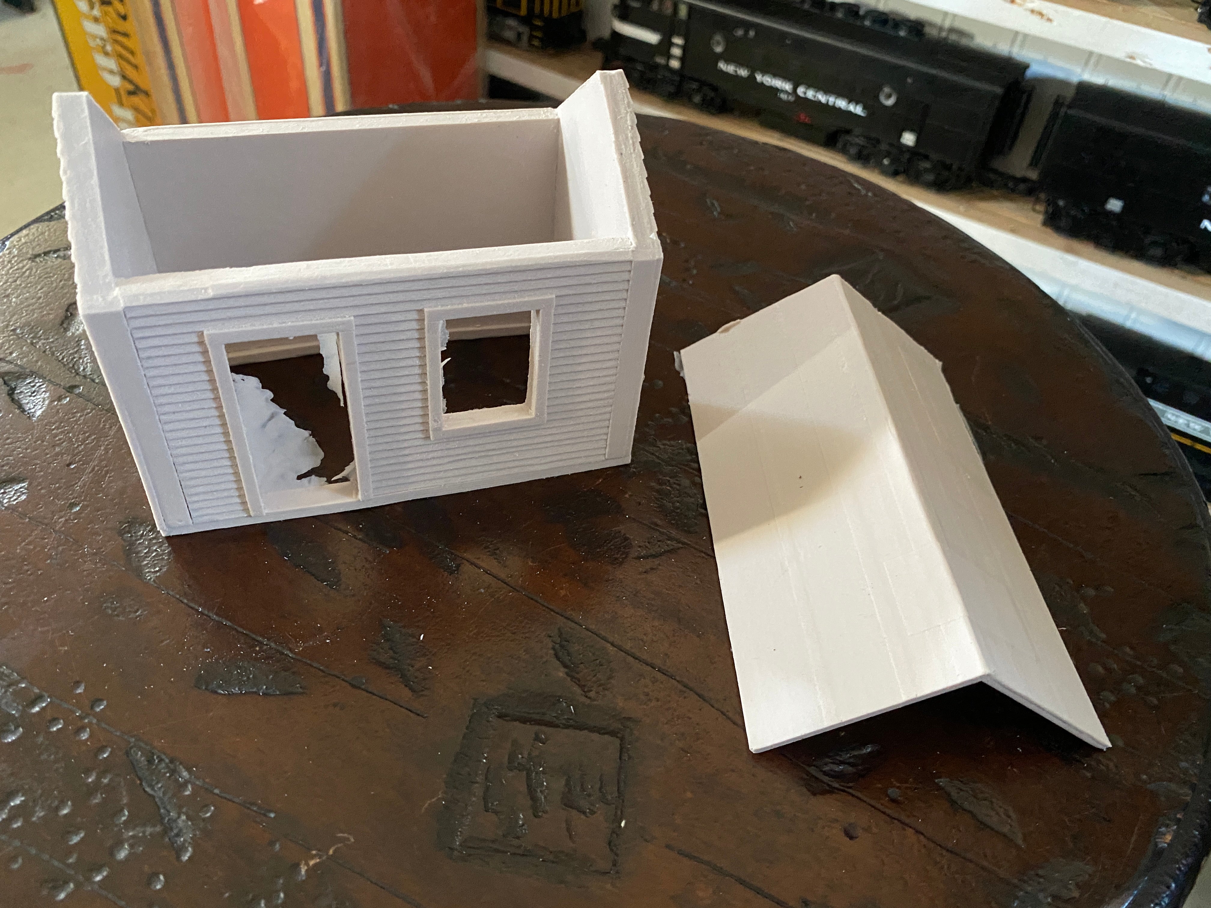 Schomberg Scale Structures #005 - Six Small Sheds Kit