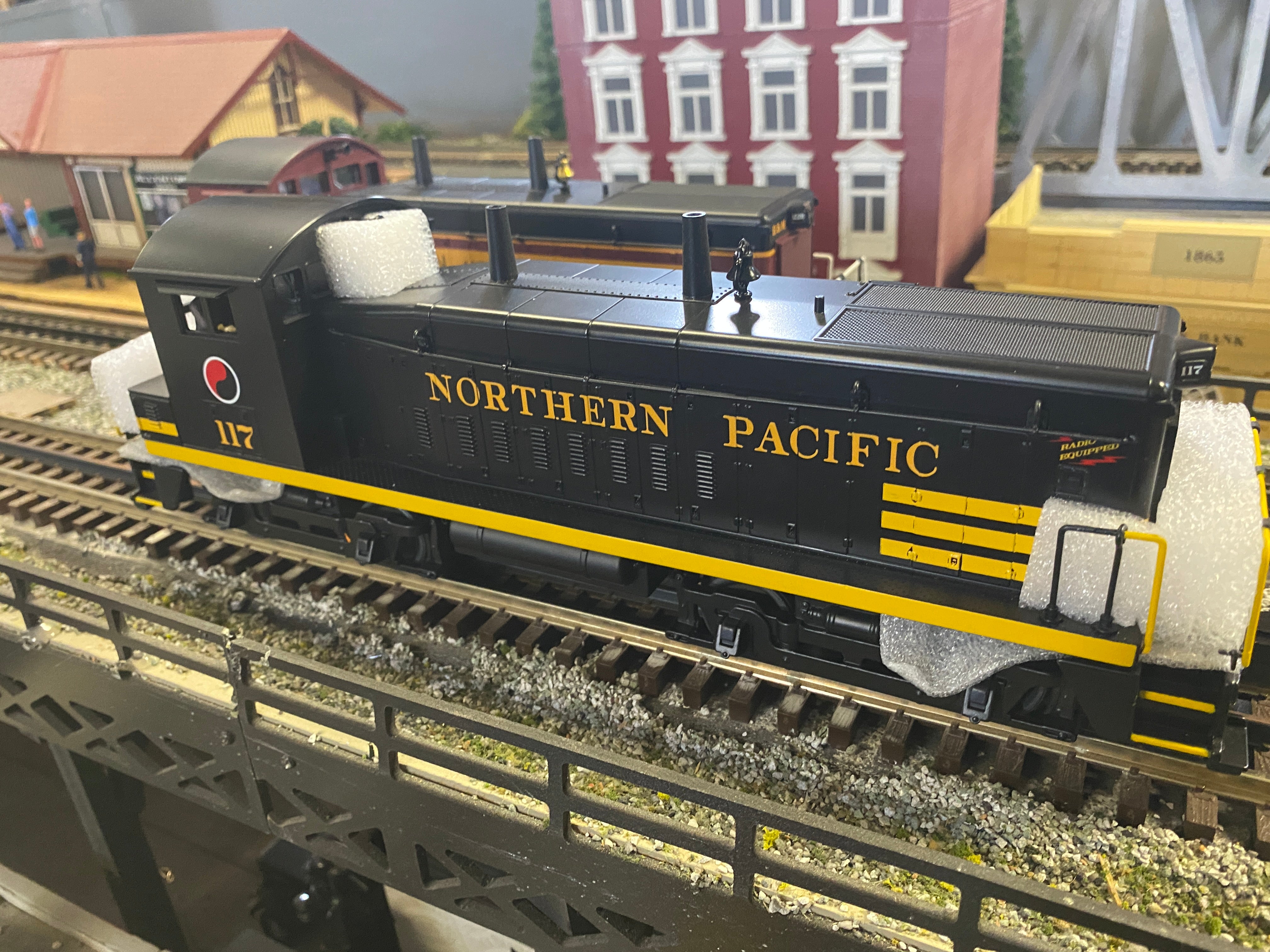 MTH 30-20909-1 - SW-9 Switcher Diesel Engine "Northern Pacific" w/ PS3