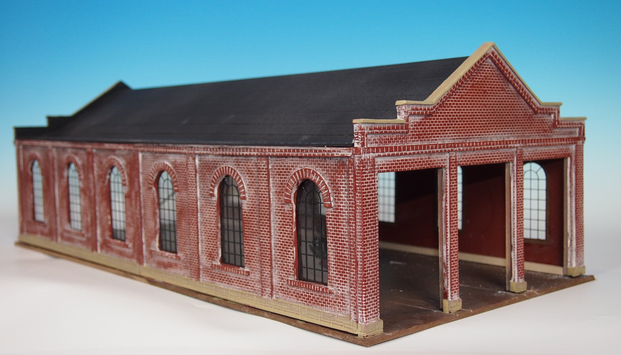 Korber Models #307 - O Scale - 3 Stall Trolley Barn Kit