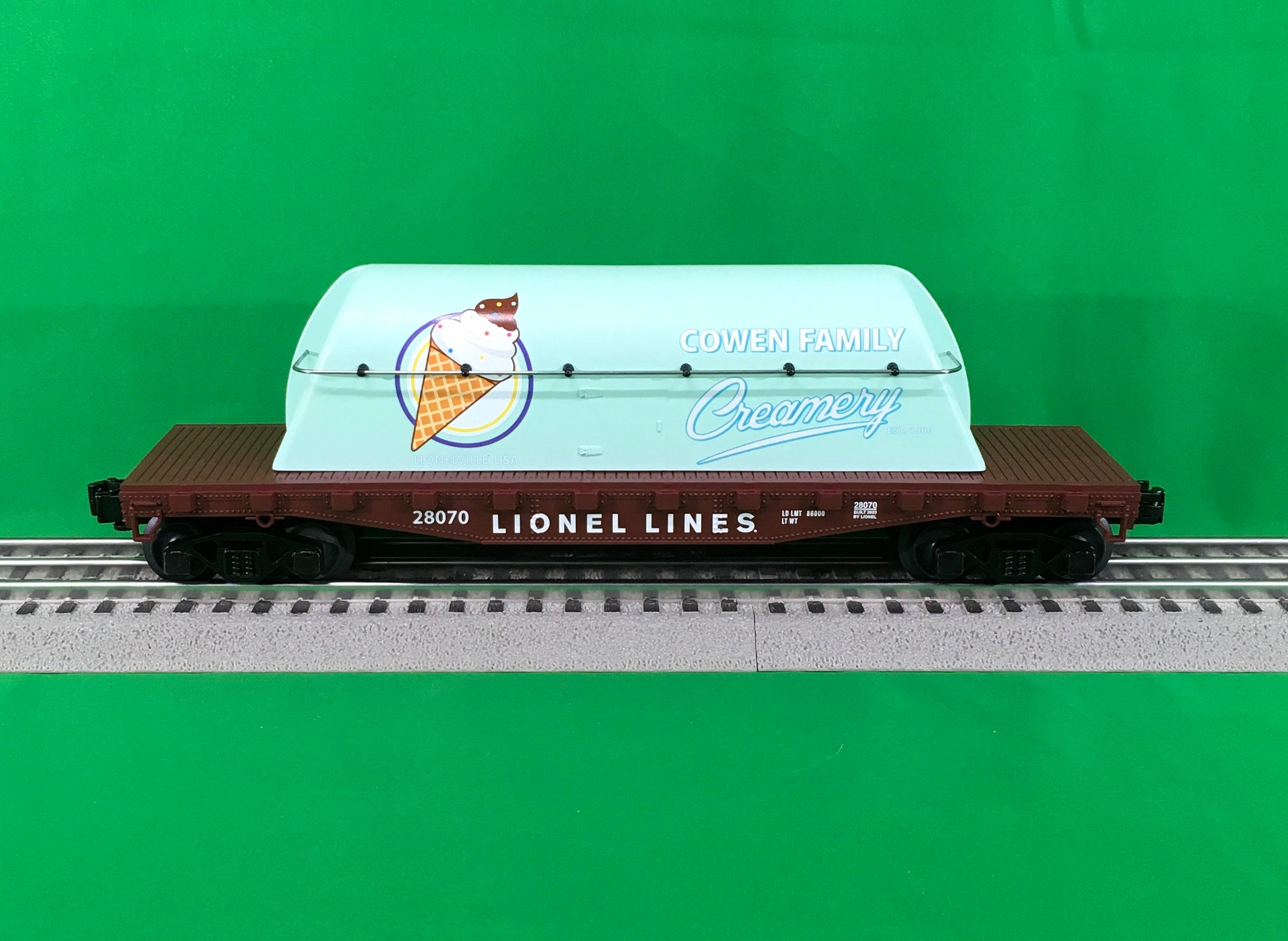 Lionel 2328070 - Flatcar "Lionel Lines" w/ Milk Container (Cowen Family Creamery)