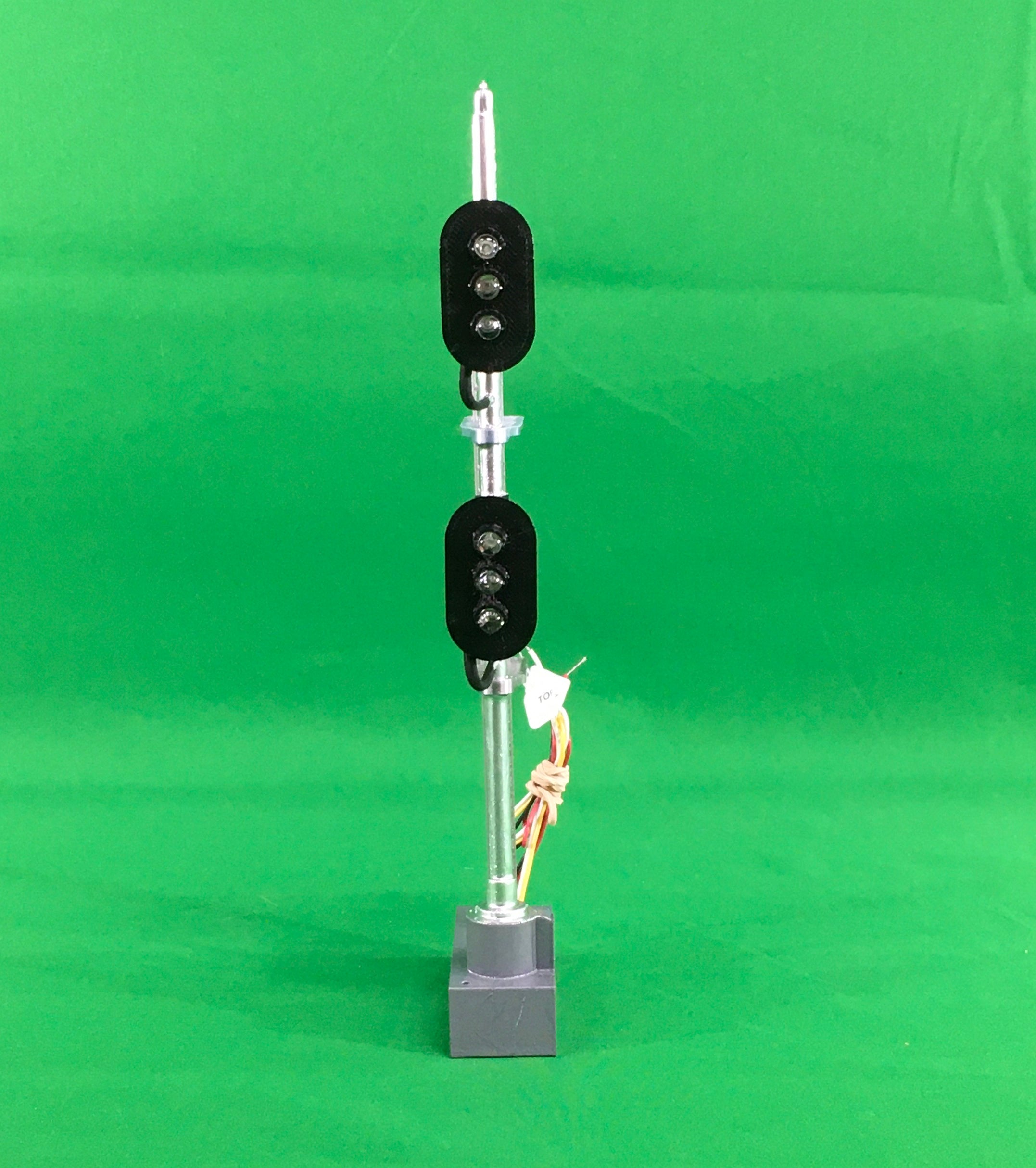 K & R Custom Models #202A - Double Street Light Signal