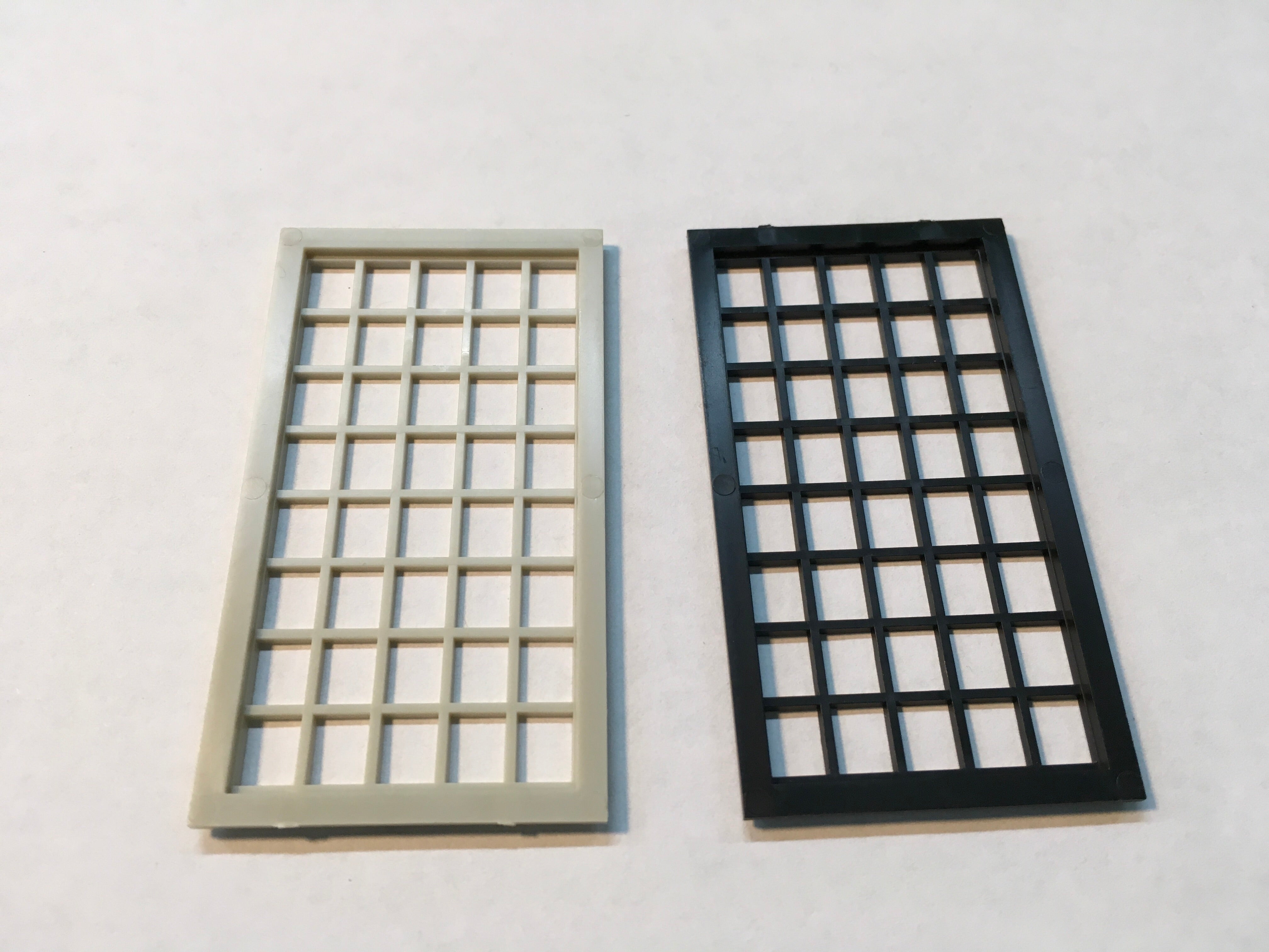 Korber Models #D0072 - O Scale - Industrial Windows (8-Pack)