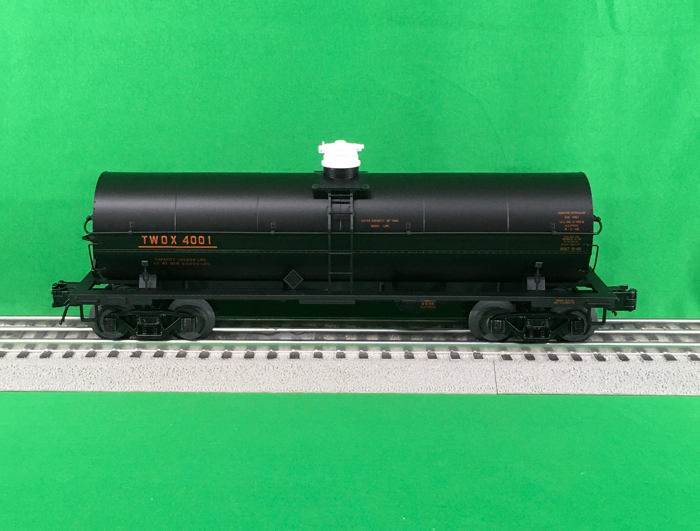Atlas O 3005524 - 11,000 Gallon Tank Car "Tidewater Associated" (TWOX)