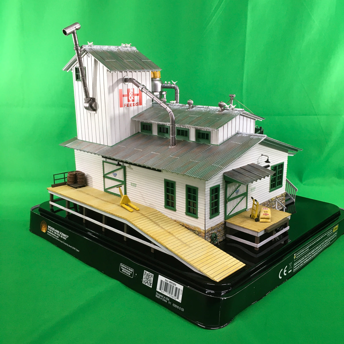 Woodland Scenics BR5859 - H&H Feed Mill