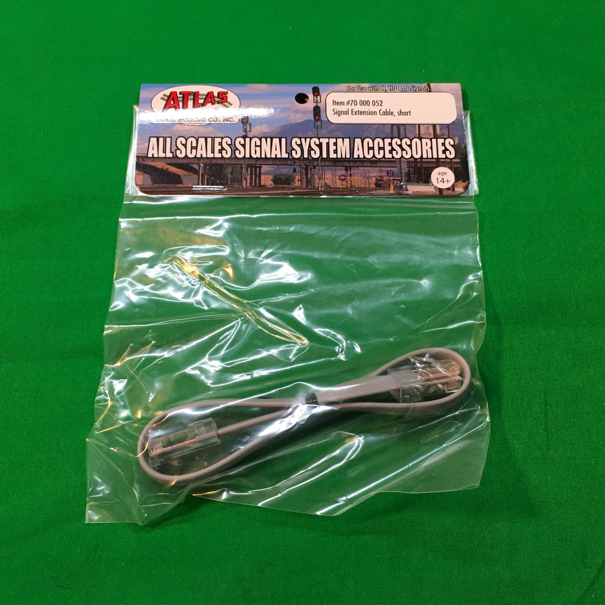 Atlas O 70 000 052 - Signal Extension Cable (Short) 12" Long