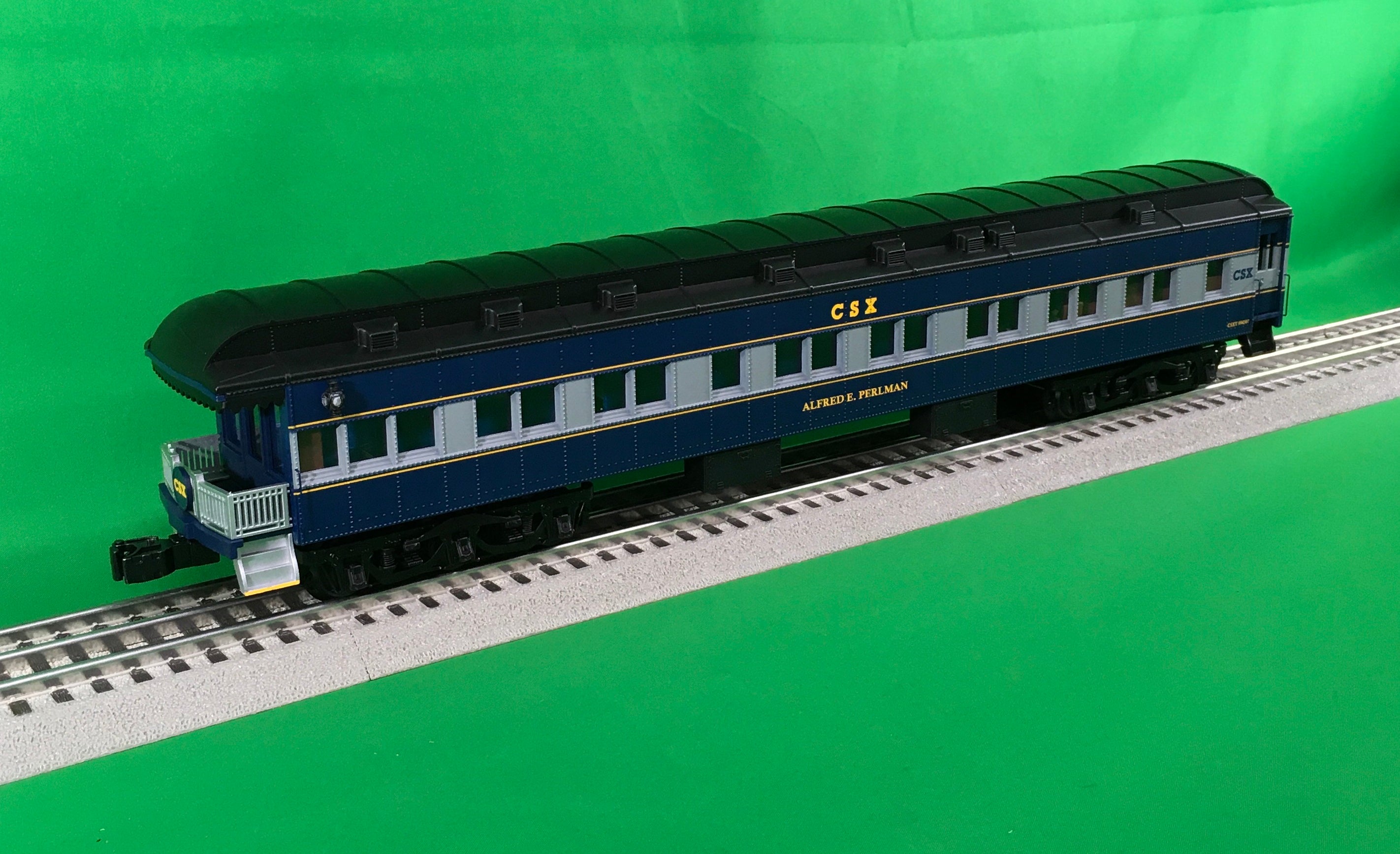 Lionel 2227360 - 18" Business Train Passenger Car Set "CSX" (2-Car)