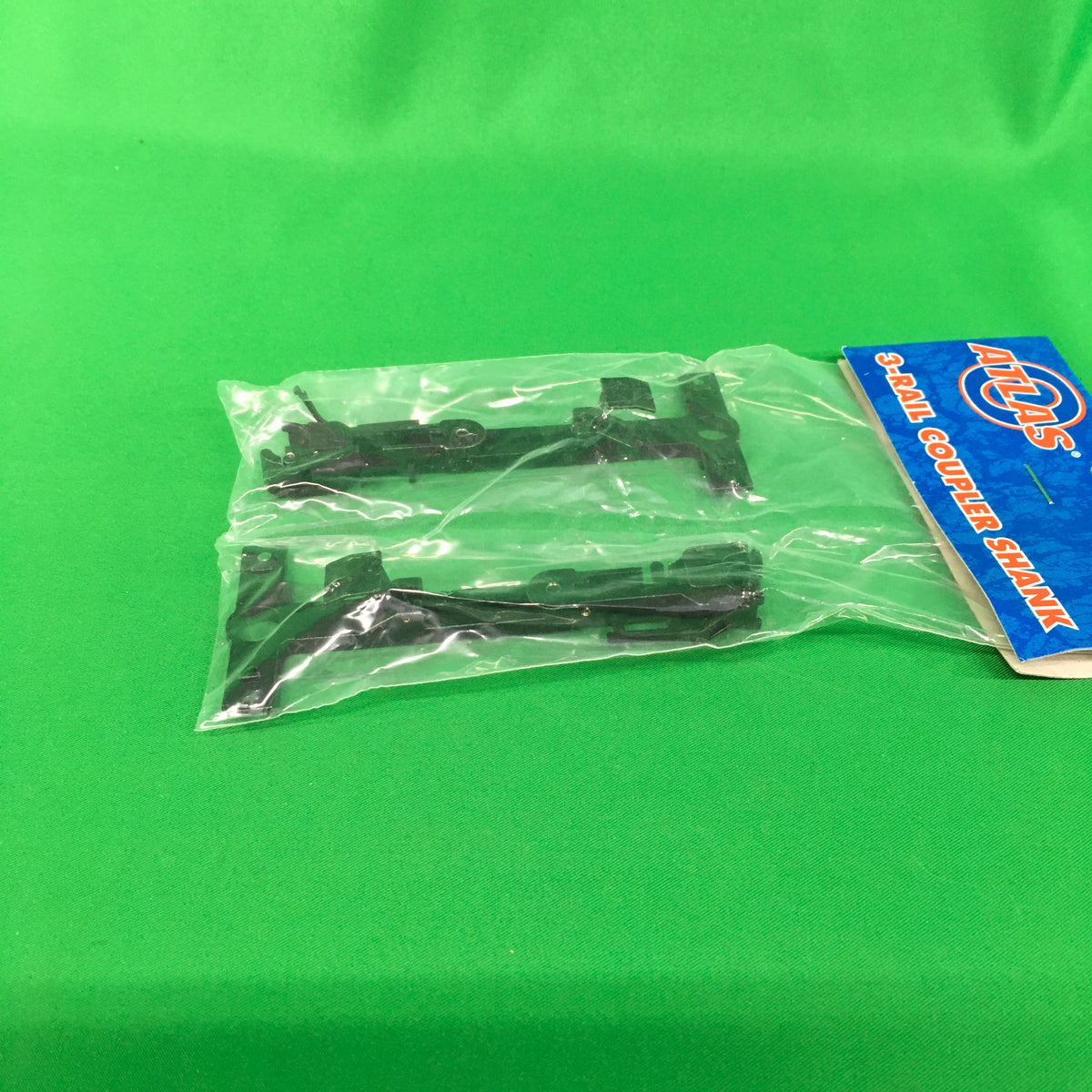 Atlas O 66043 - 3-Rail Long Length Coupler Shank Pair - MrMuffin'sTrains