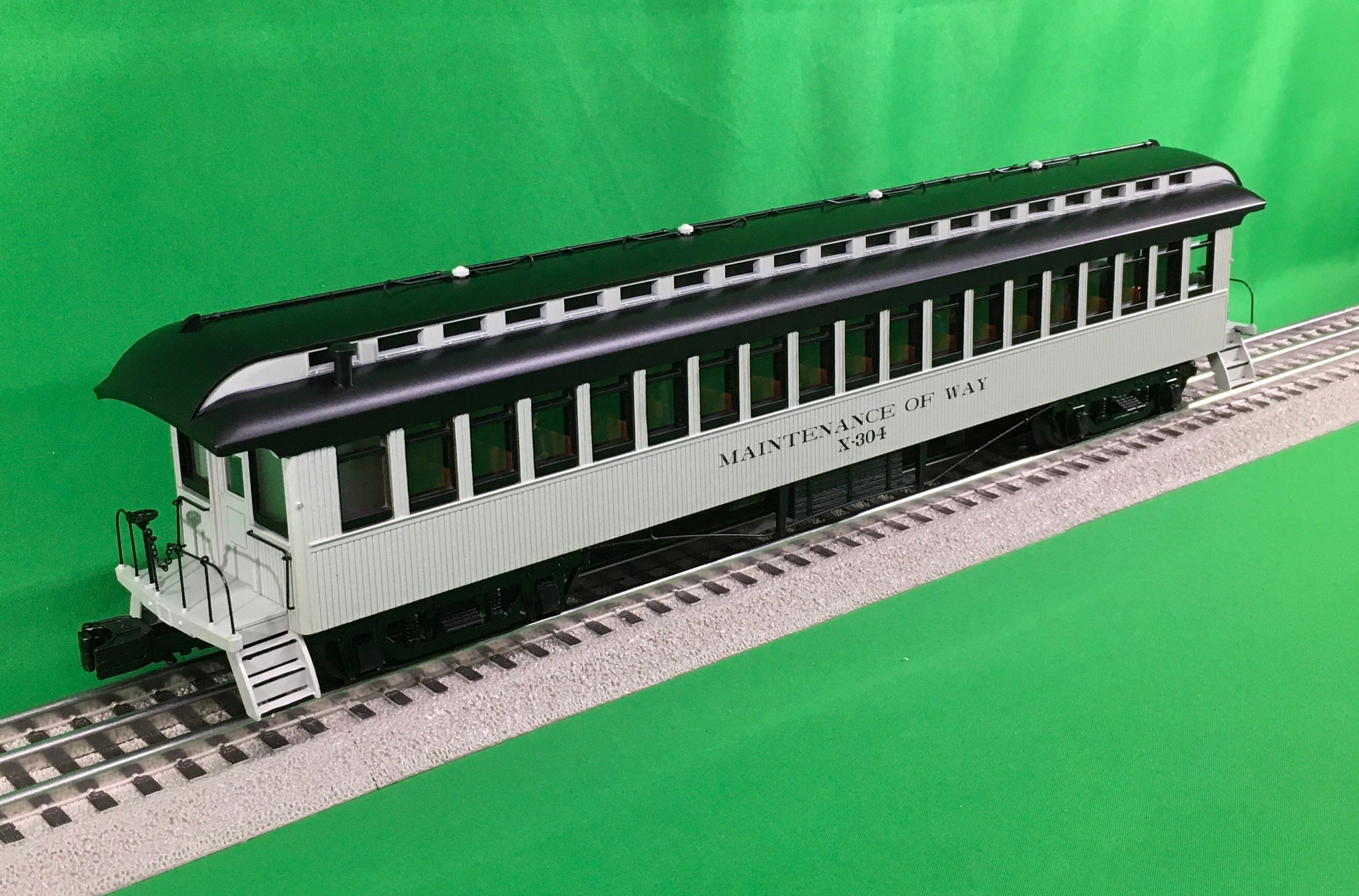 Lionel 2227410 - Wood Combine/Coach "MOW" (2-Car)