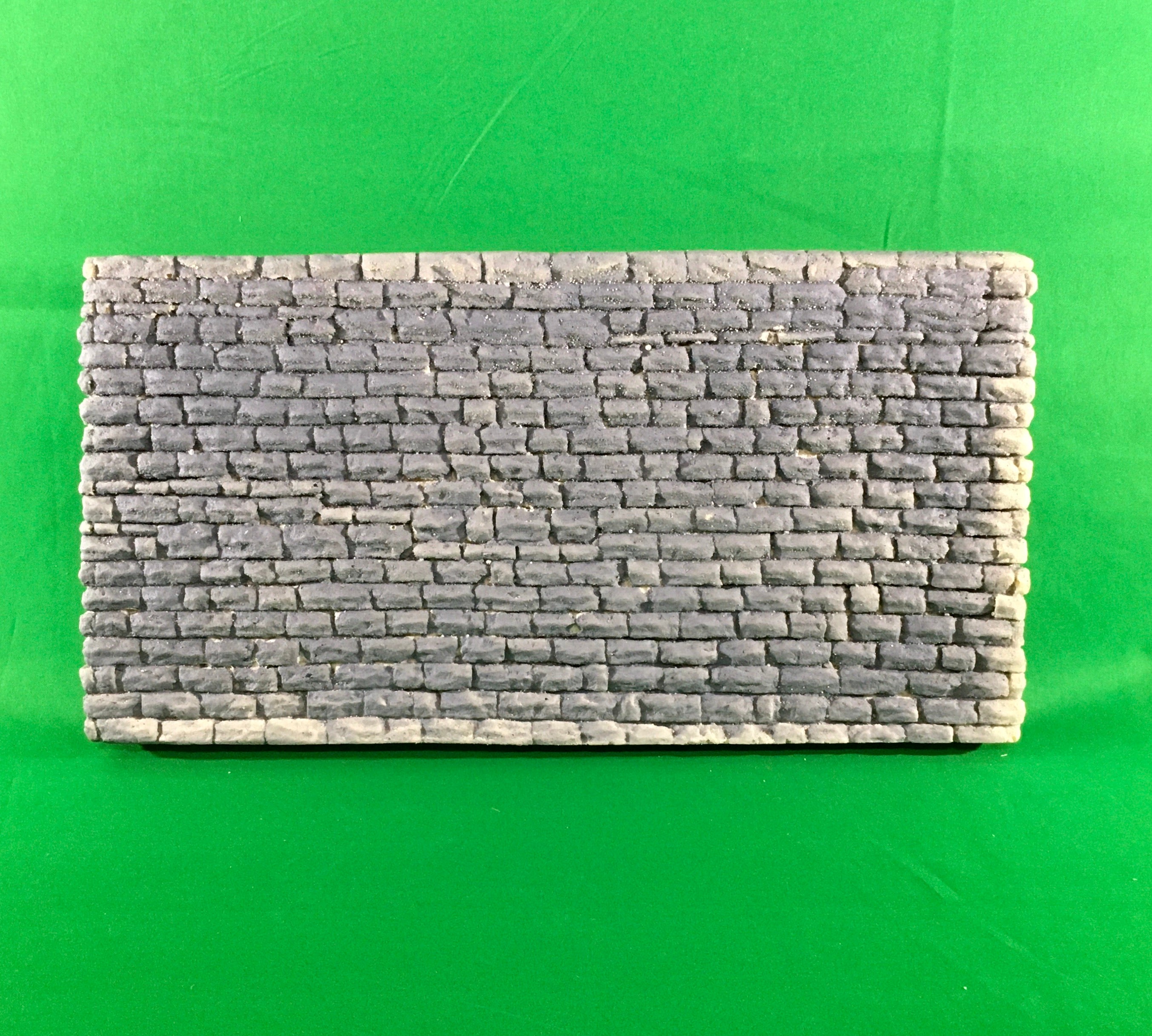 Atherton Scenics 6141 - "Thick" Profile Cut Block Wall