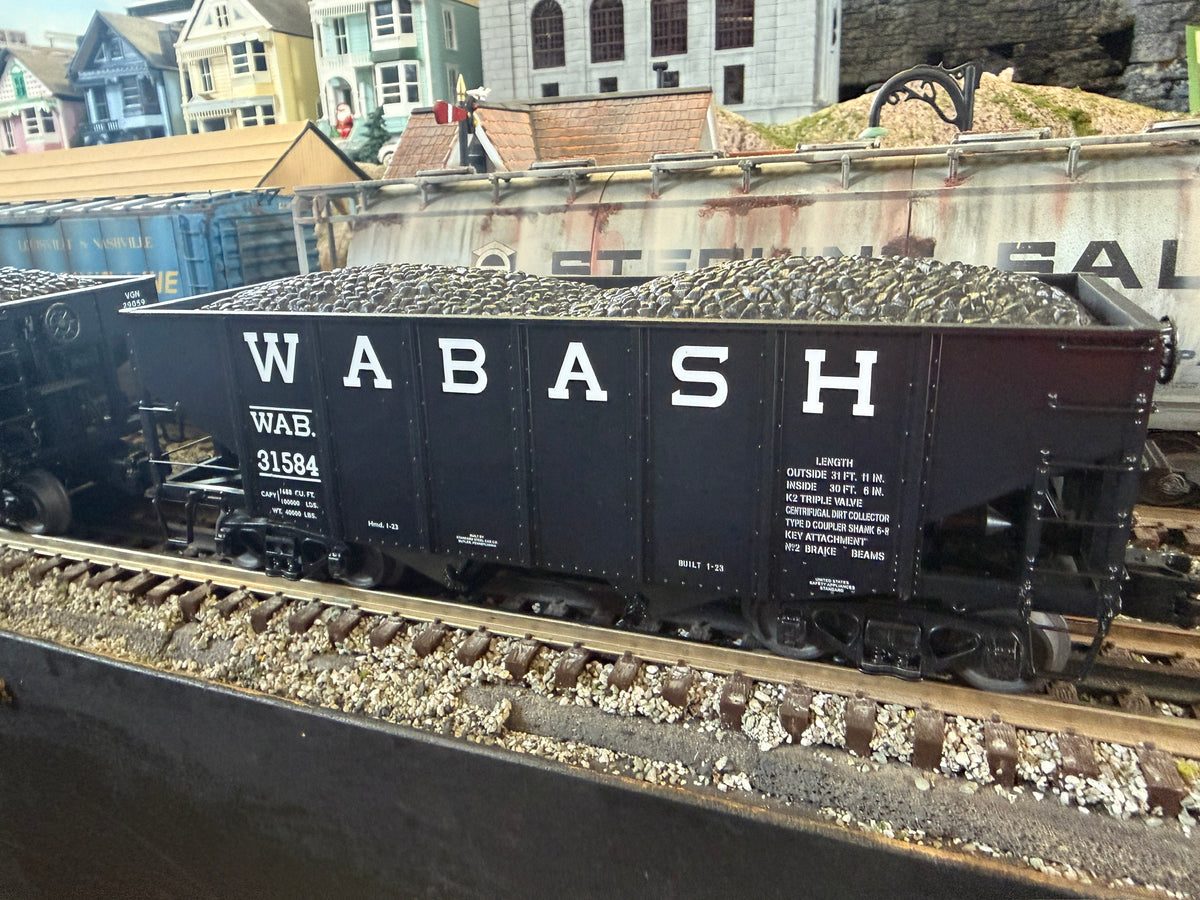 MTH 20-95722 - Premier - 2-Bay Fish Belly Hopper Car "Wabash" #31577 - Custom Run for MrMuffin'sTrains - MrMuffin'sTrains