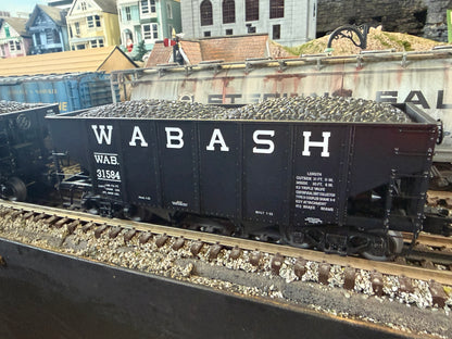 MTH 20-95722 - Premier - 2-Bay Fish Belly Hopper Car "Wabash" #31577 - Custom Run for MrMuffin'sTrains - MrMuffin'sTrains